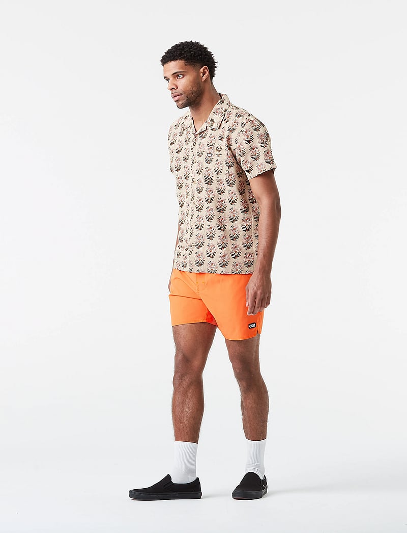 PICTURE ORGANIC CLOTHING - MOKARA SHIRT - toppar & t-shirts - a pistil print - 0