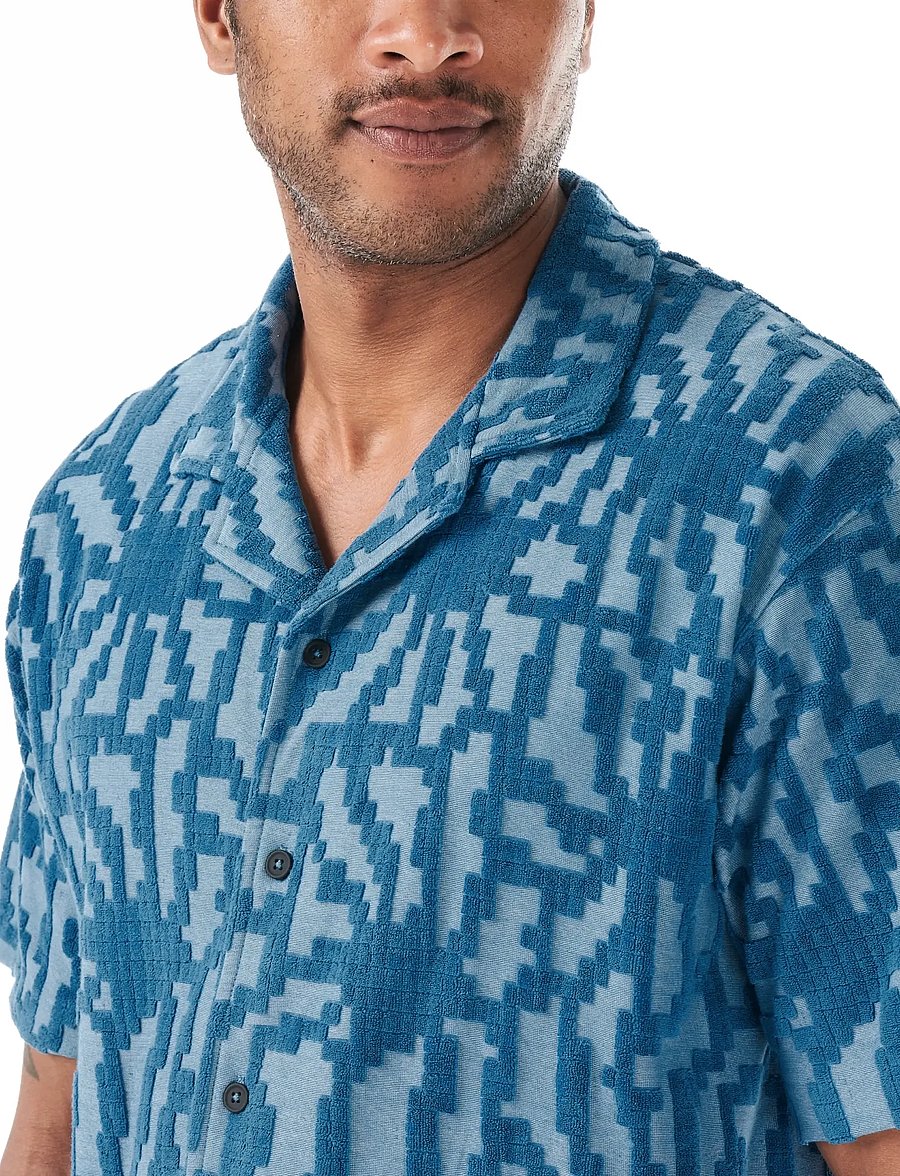 PICTURE ORGANIC CLOTHING - SPONGY SHIRT - tops & t-shirts - a blue flower embossed - 5
