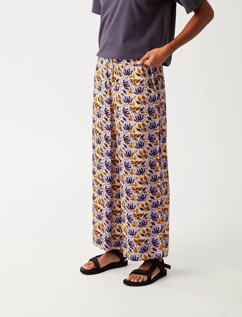 PICTURE ORGANIC CLOTHING - TYLITA PRINTED PANTS - a alpine thistle print - 3