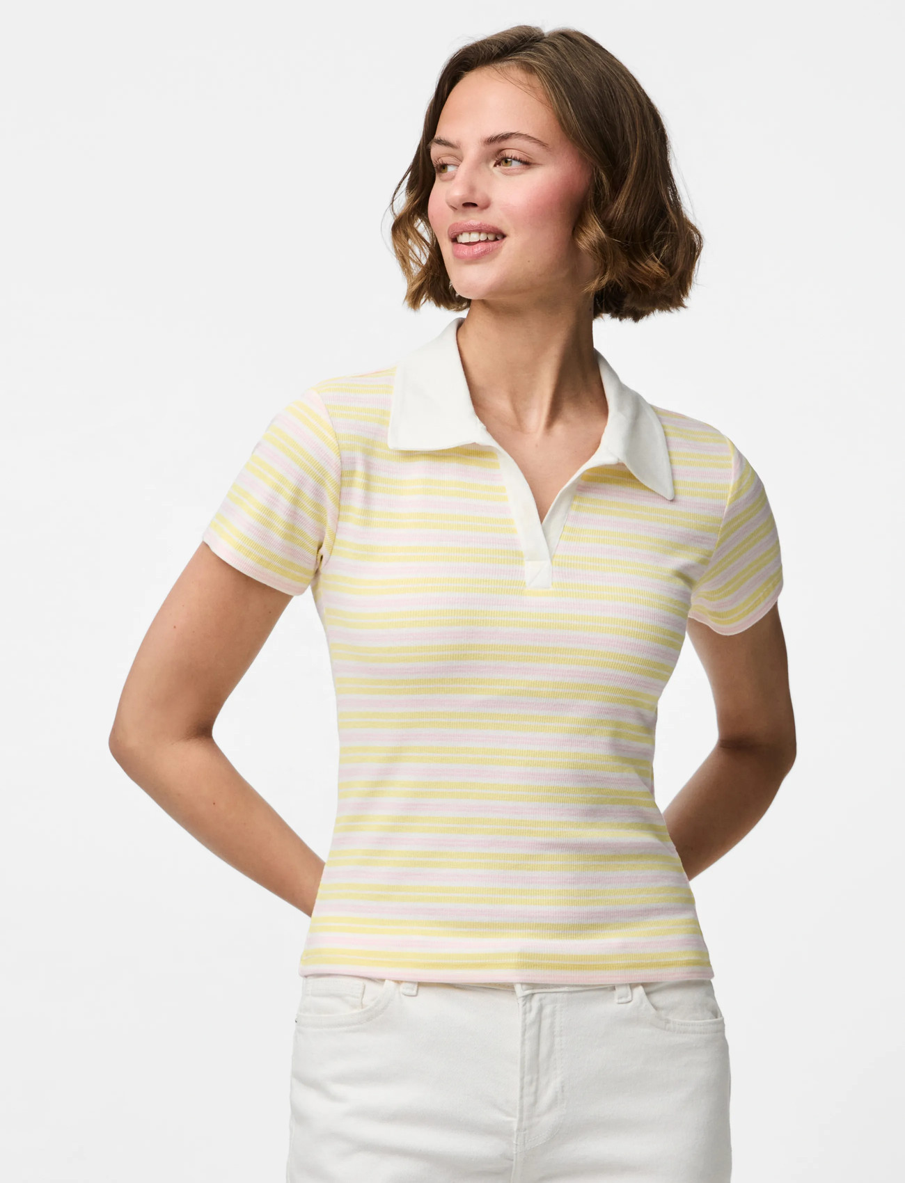Pieces Pcjayjay Ss V-Neck Polo Top Jrs D2D Fsy - Yellow - XS