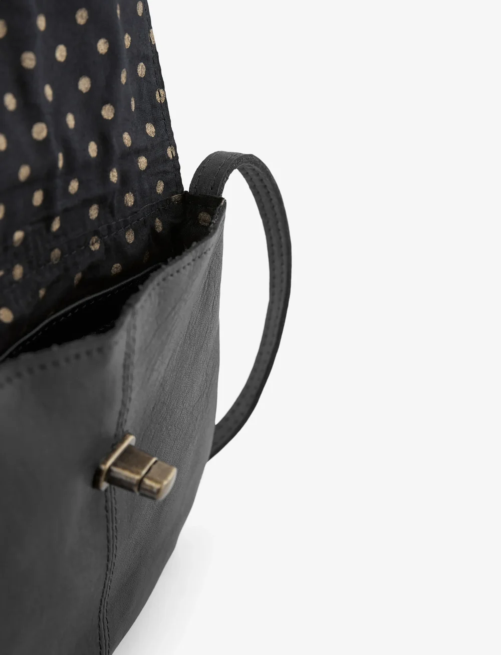 Pieces - PCTOTALLY ROYAL LEATHER PARTY BAG NOOS - crossbody bags - black - 0