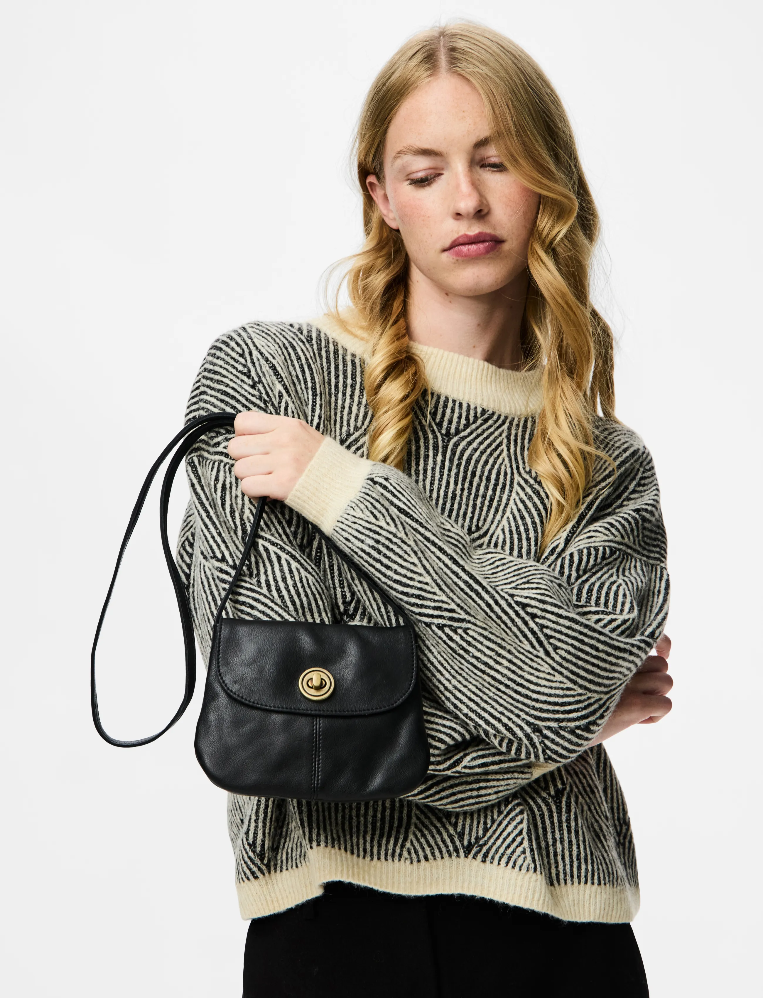 Pieces PCTOTALLY ROYAL LEATHER PARTY BAG NOOS - Väskor - BLACK / black