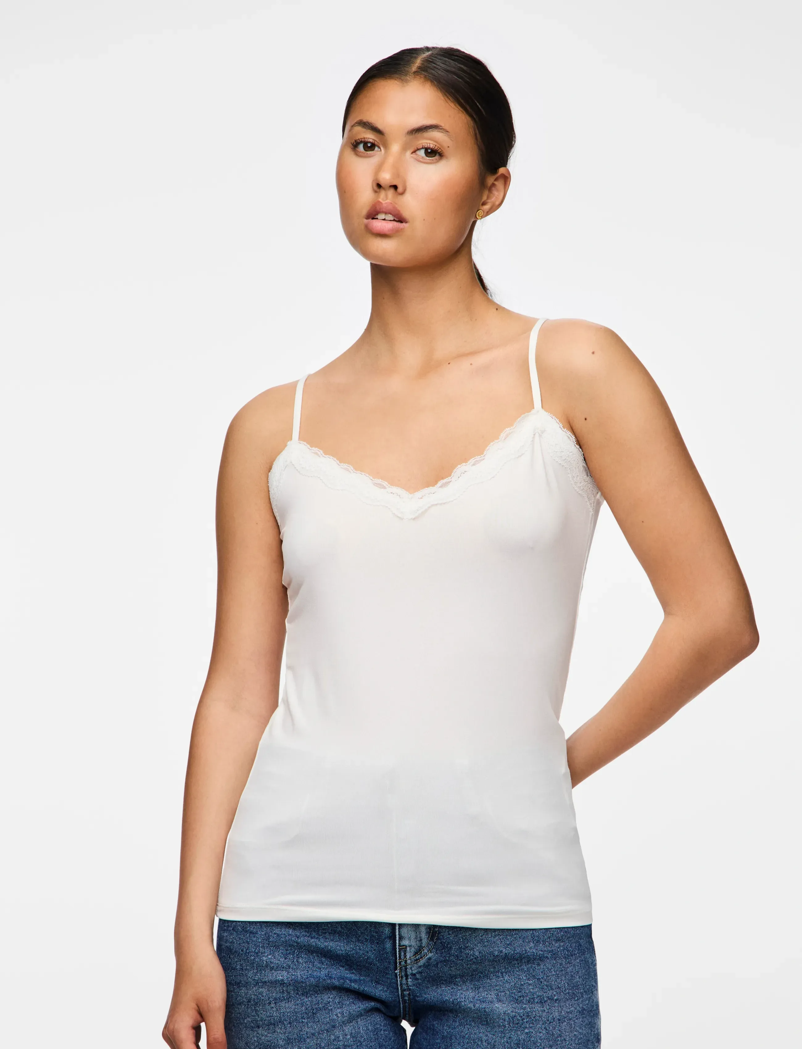 Pieces PCKATE LACE SINGLET JRS NOOS - Alusvaatteet - CLOUD DANCER / white