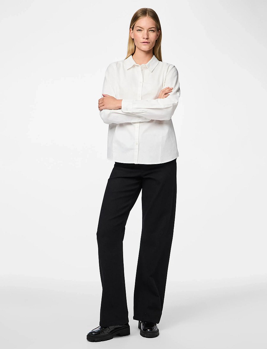 Pieces - PCIRENA LS OXFORD SHIRT WVN NOOS - langærmede skjorter - bright white - 4