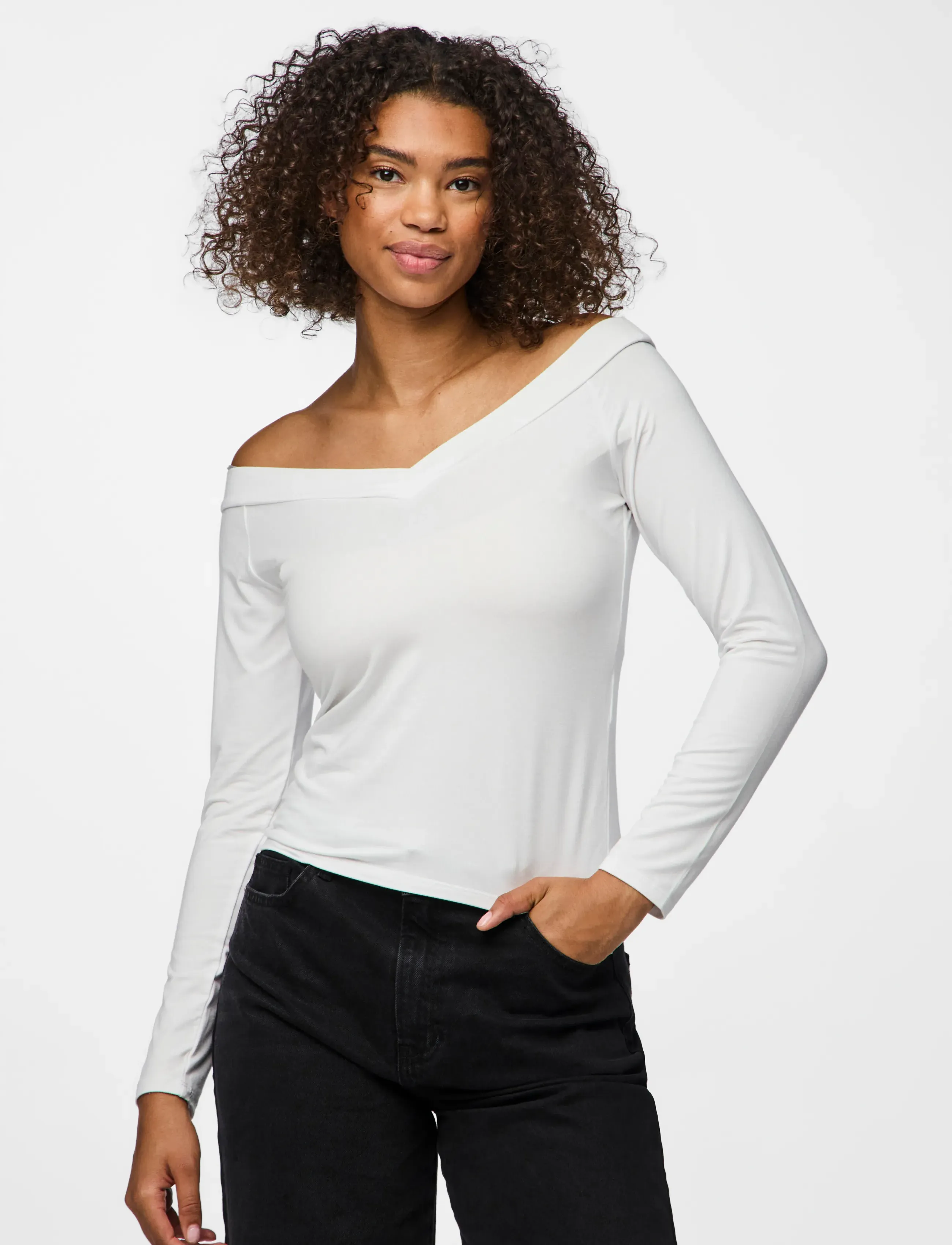 Pieces PCMALIVA LS OFFS V-NECK TOP JRS NOOS BC - Blouses & Shirts - BRIGHT WHITE / white