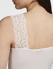 Pieces - PCBARBERA LACE TOP NOOS BC - lowest prices - bright white - 5