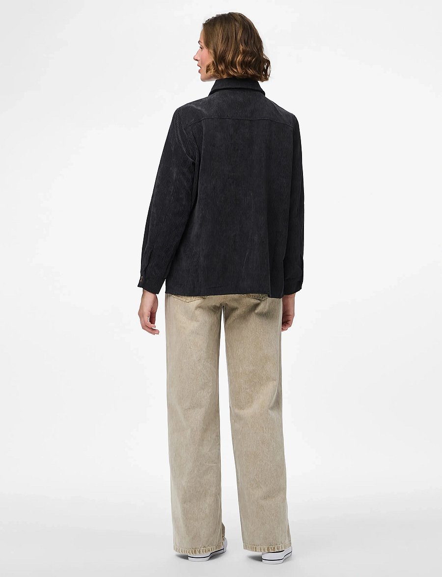 Pieces - PCEFFI LS CORDUROY SHIRT WVN NOOS BC - overshirts - black - 3