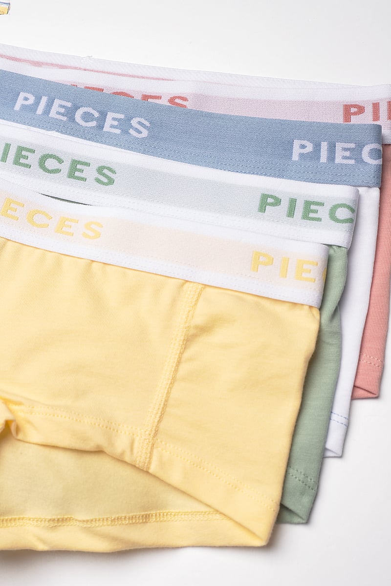Pieces - PCLOGO LADY 4 PACK SOLID NOOS BC - hipster & boxershorts - jadeite - 1