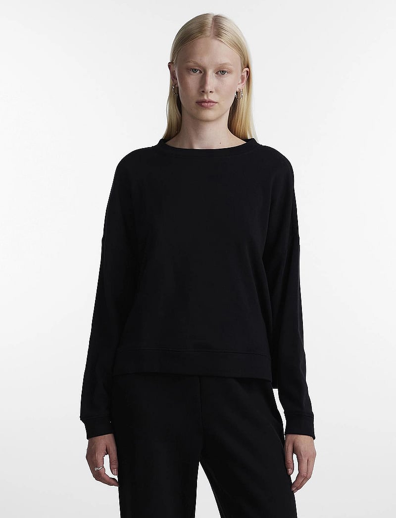 Pieces - PCCHILLI LS SWEAT NOOS BC - hverdags stil - black - 0