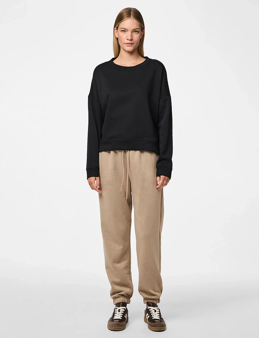 Pieces - PCCHILLI LS SWEAT NOOS BC - hverdags stil - black - 4