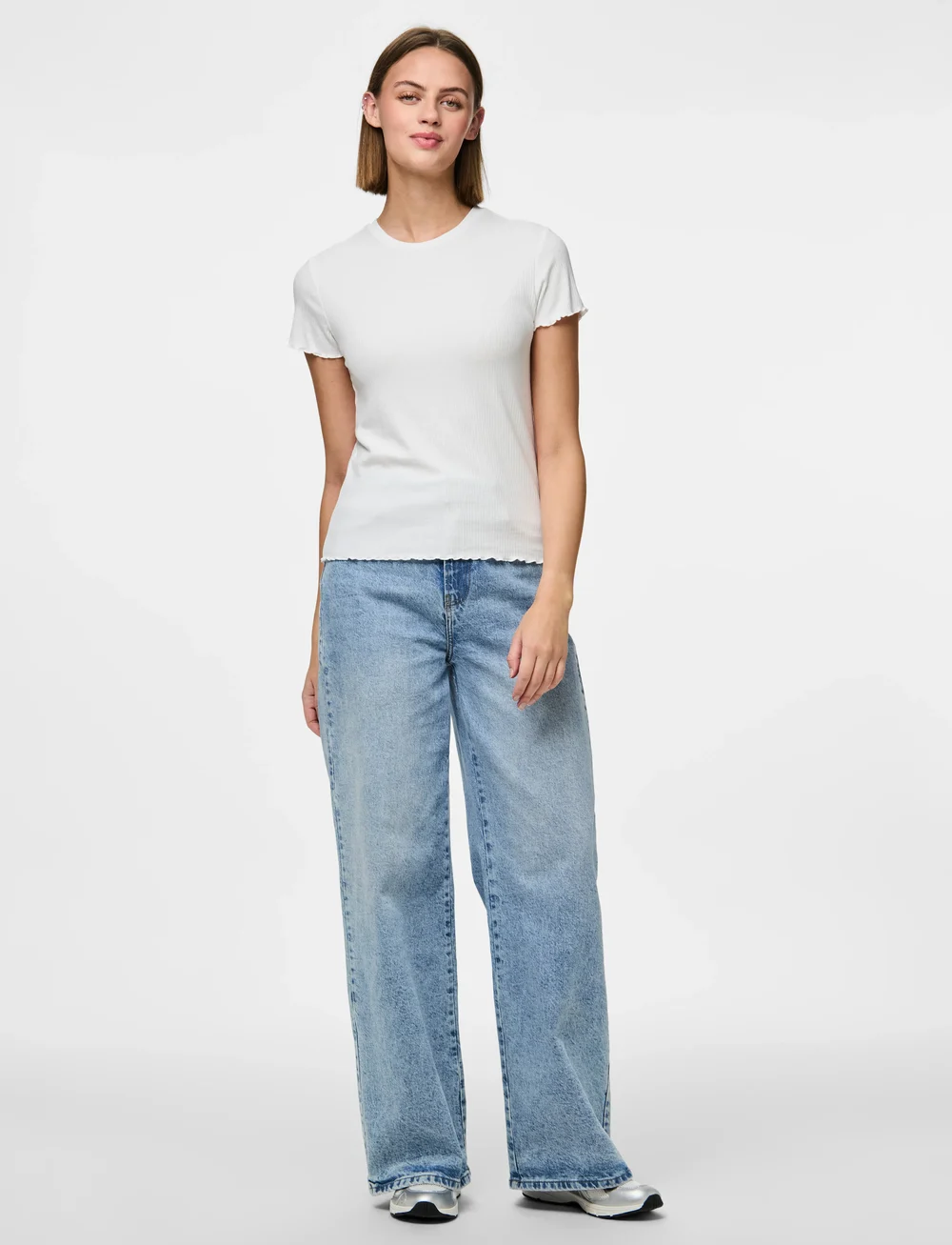 Pieces - PCNICCA SS O-NECK TOP JRS NOOS - t-shirts - bright white - 0