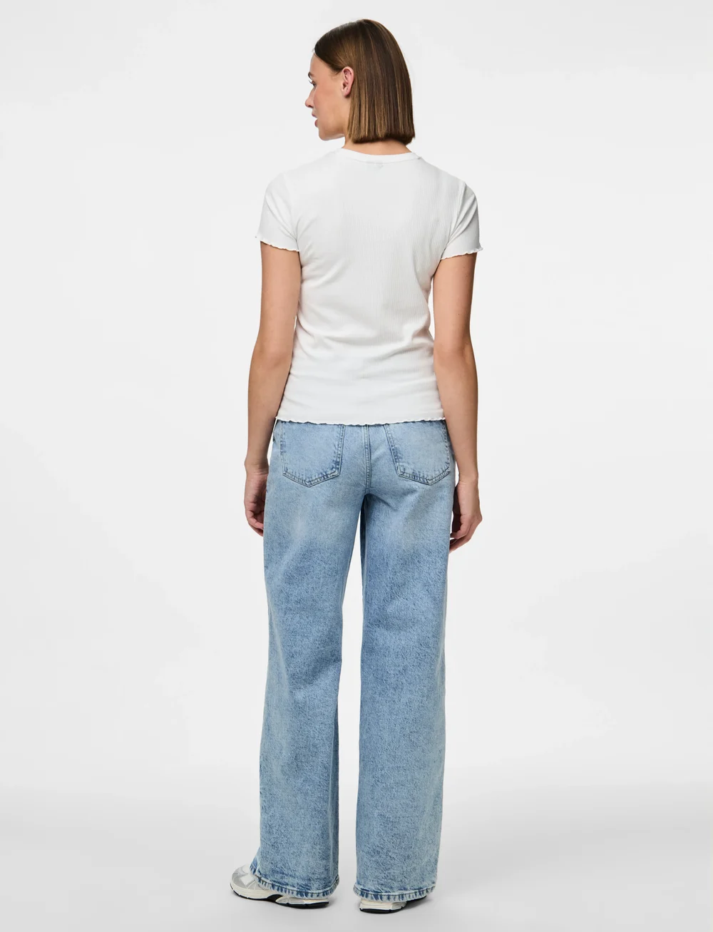 Pieces - PCNICCA SS O-NECK TOP JRS NOOS - t-shirts - bright white - 3