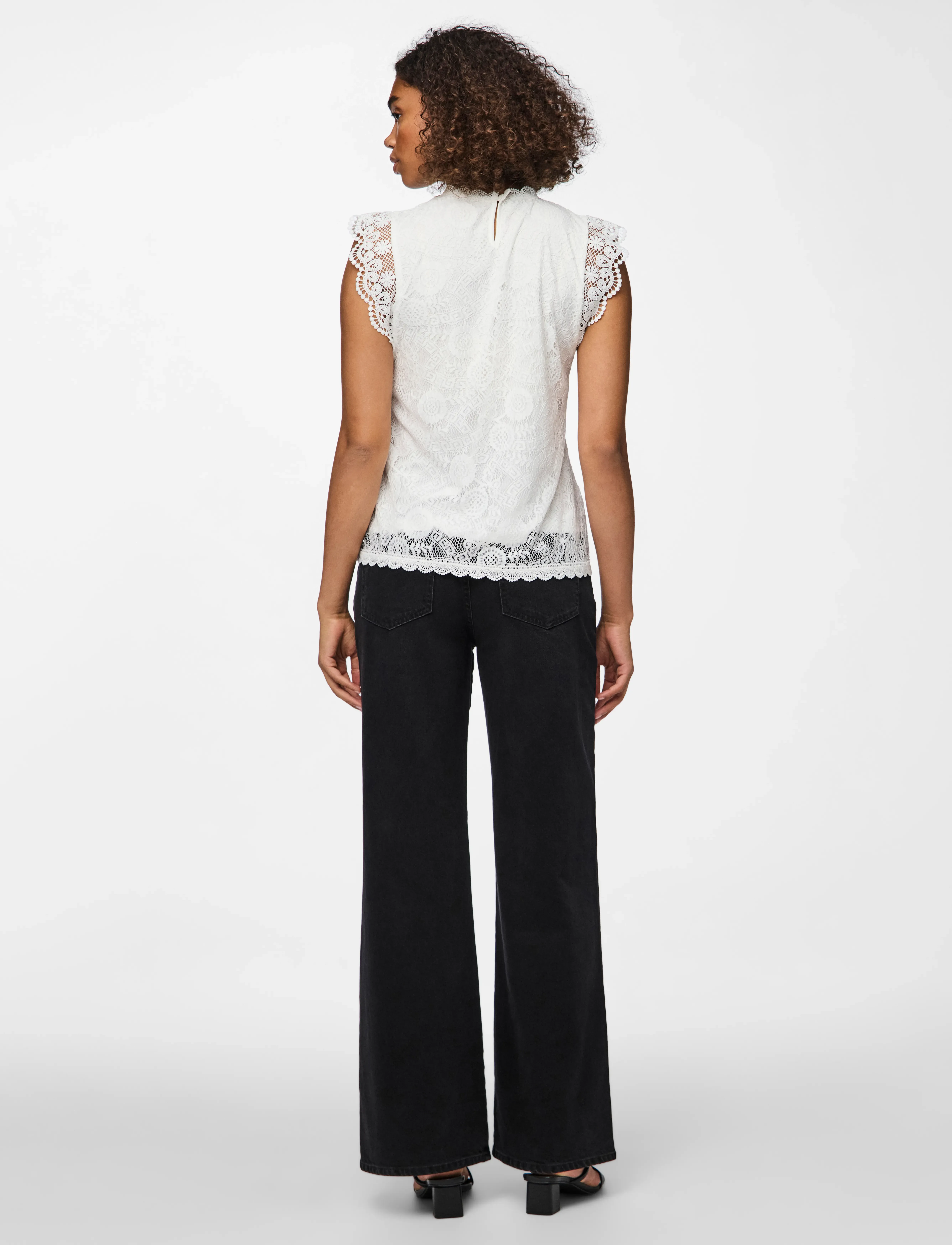 Pieces - PCOLLINE SL LACE TOP WVN NOOS - sleeveless tops - cloud dancer - 3