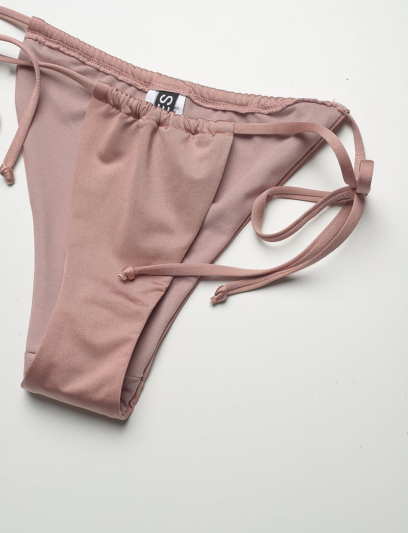 Pieces - PCVENIZE BIKINI TANGA BRAZIL SWW - bikinis mit seitenbändern - roebuck - 2