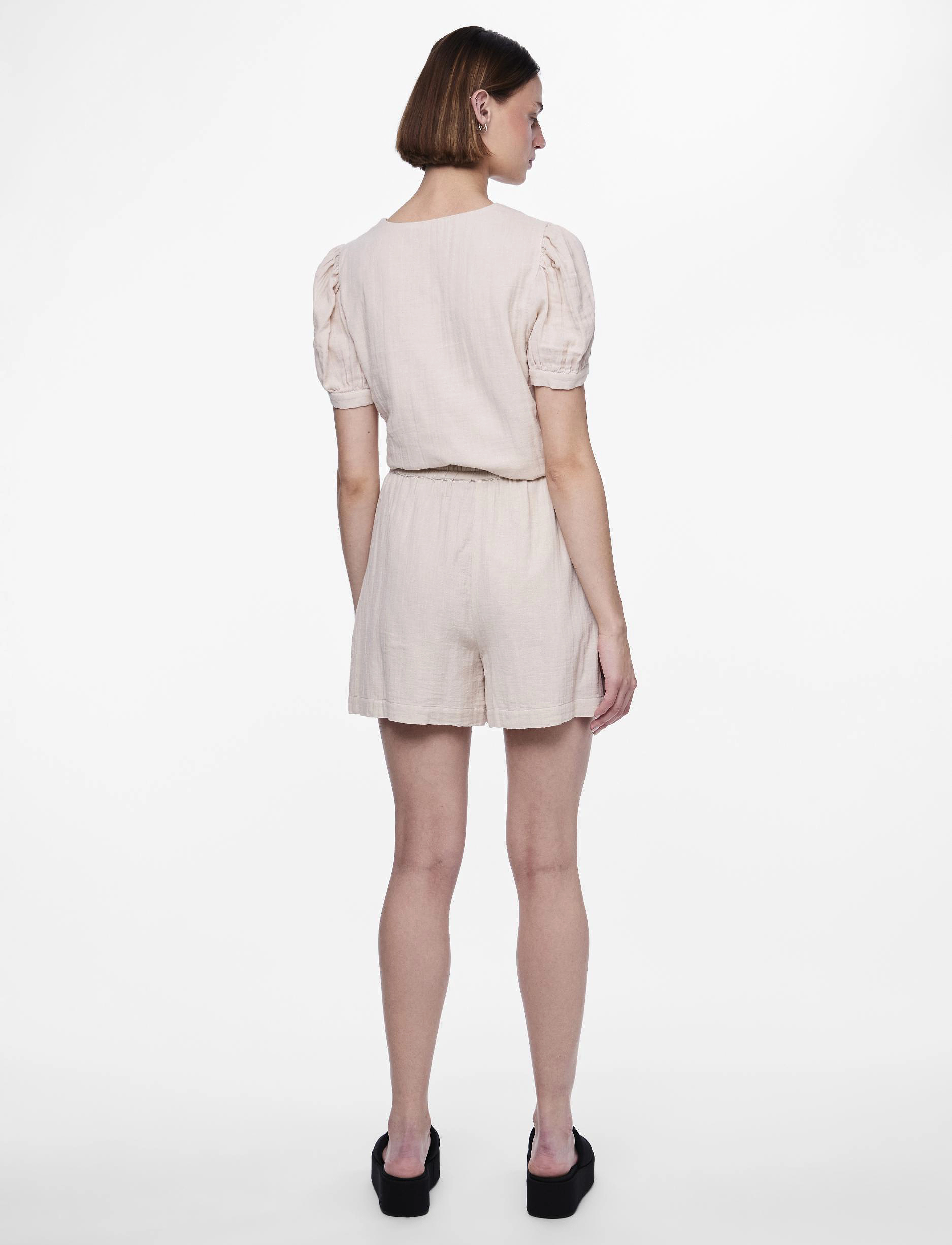 Pieces - PCMASTINA HW SHORTS - laveste priser - silver gray - 3