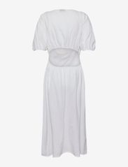 Pieces - PCBABARA SS LONG CUT OUT DRESS BC SWW - midi-jurken - bright white - 1