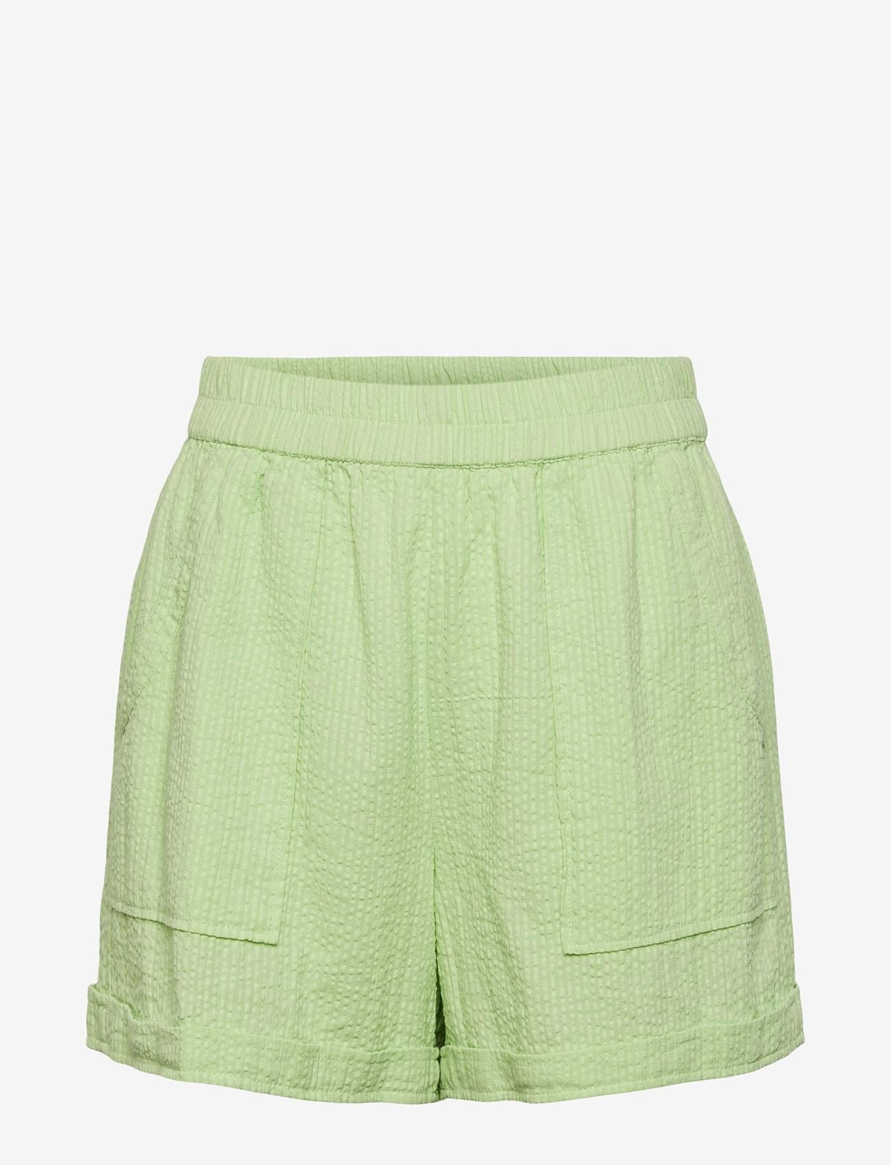 Pieces - PCKIANA HW SHORTS BC - casual shorts - paradise green - 0
