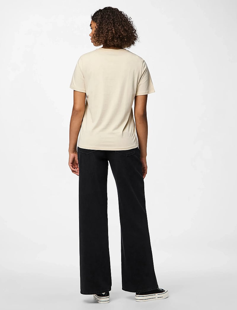 Pieces - PCRIA SS SOLID TEE JRS NOOS BC - t-shirts - birch - 3