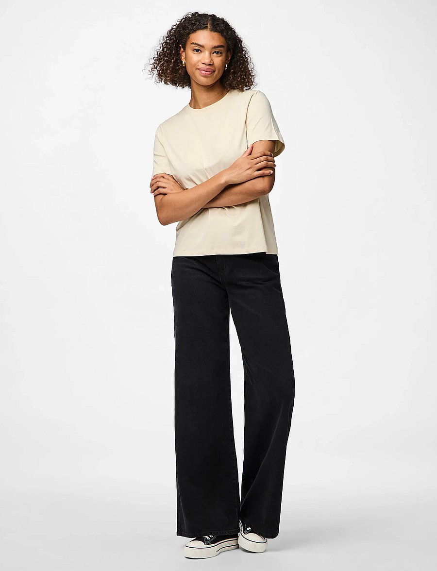 Pieces - PCRIA SS SOLID TEE JRS NOOS BC - t-shirts - birch - 5