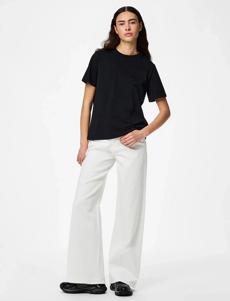 Pieces - PCRIA SS SOLID TEE JRS NOOS BC - t-särgid - black - 4