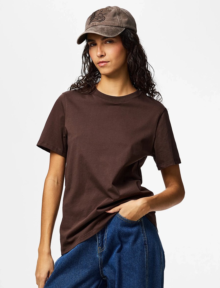 Pieces - PCRIA SS SOLID TEE JRS NOOS BC - t-shirts - hot fudge - 0