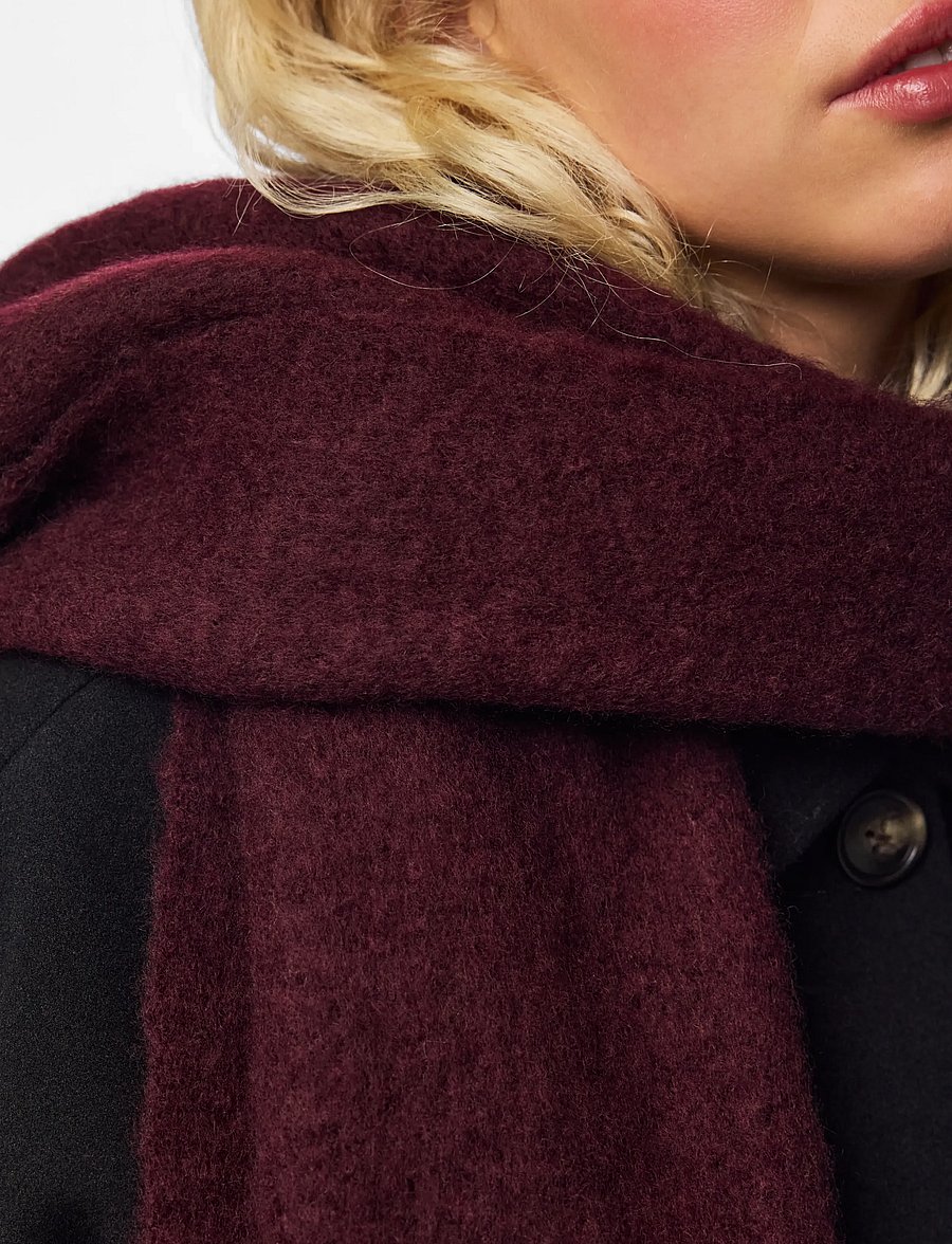 Pieces - PCNIKITA LONG SCARF NOOS BC - winterschals - winetasting - 3