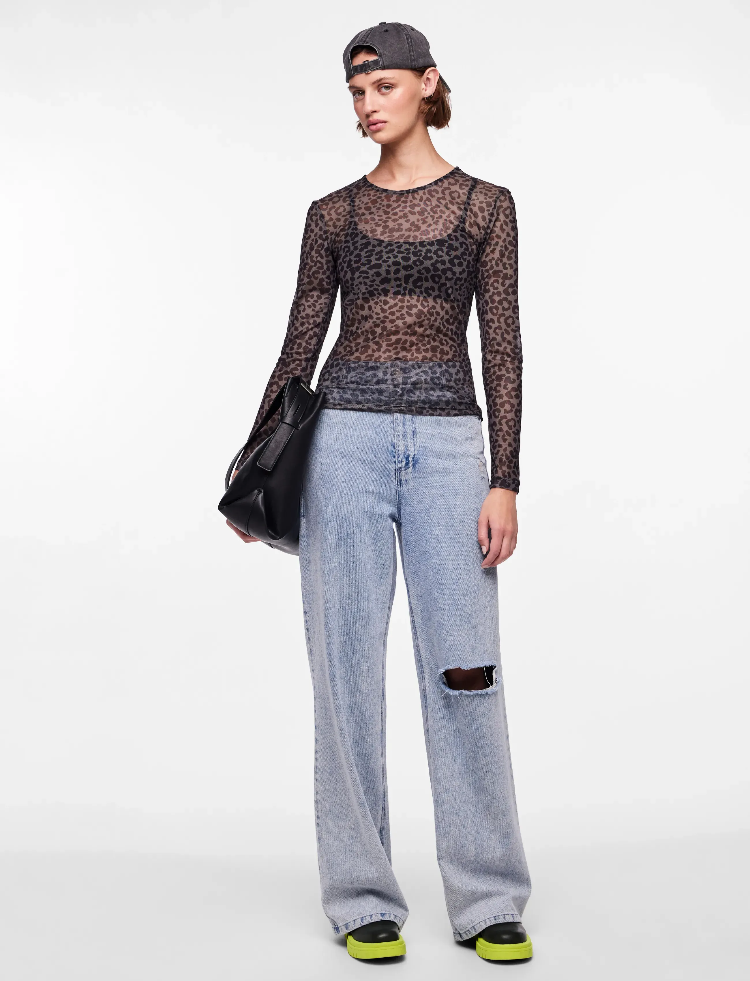 PIECES T-shirt 'Ninni' dam – bild 8