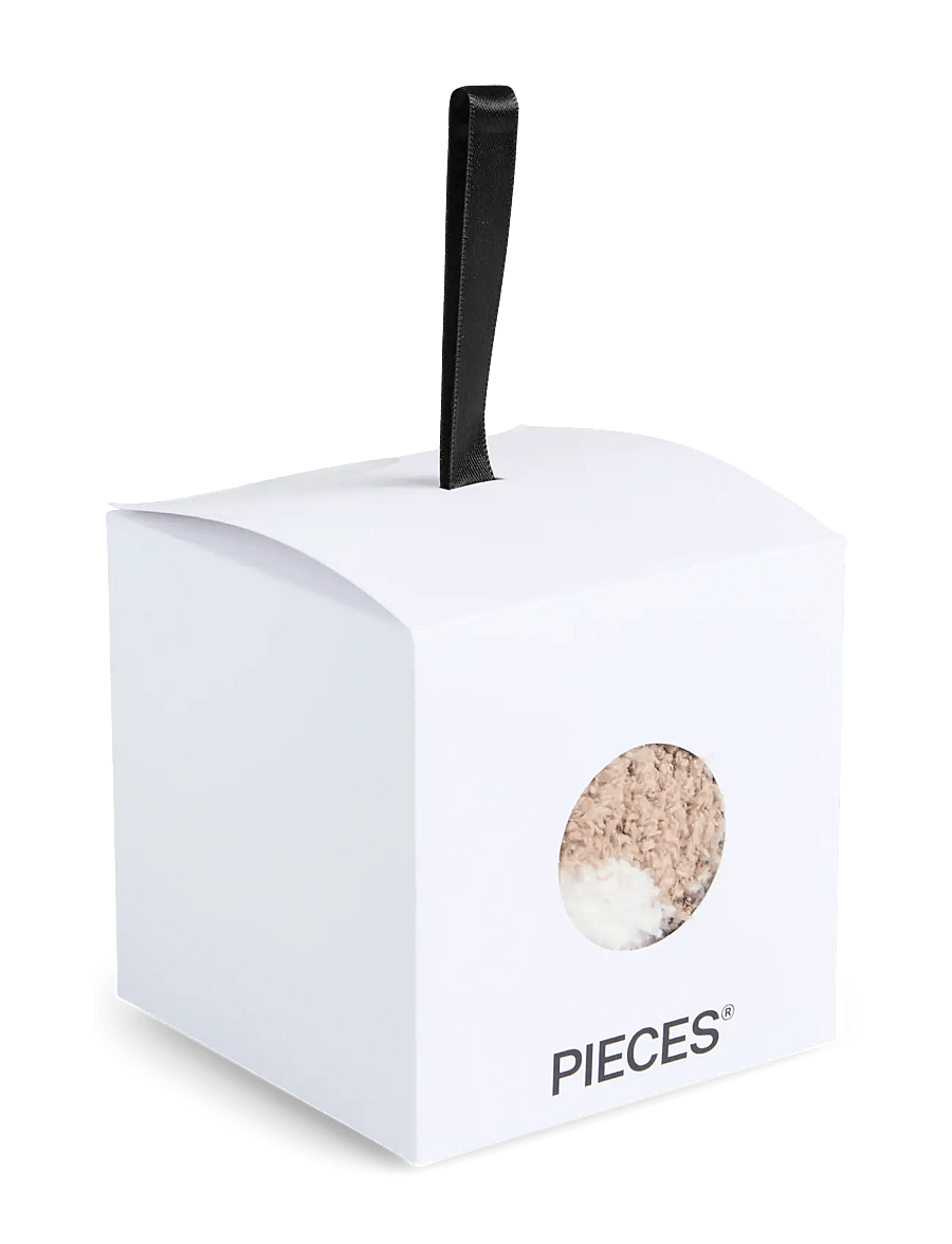 Pieces - PCJOY FLUFFY SOCKS BOX MXM - almindelige strømper - pompeian red - 1