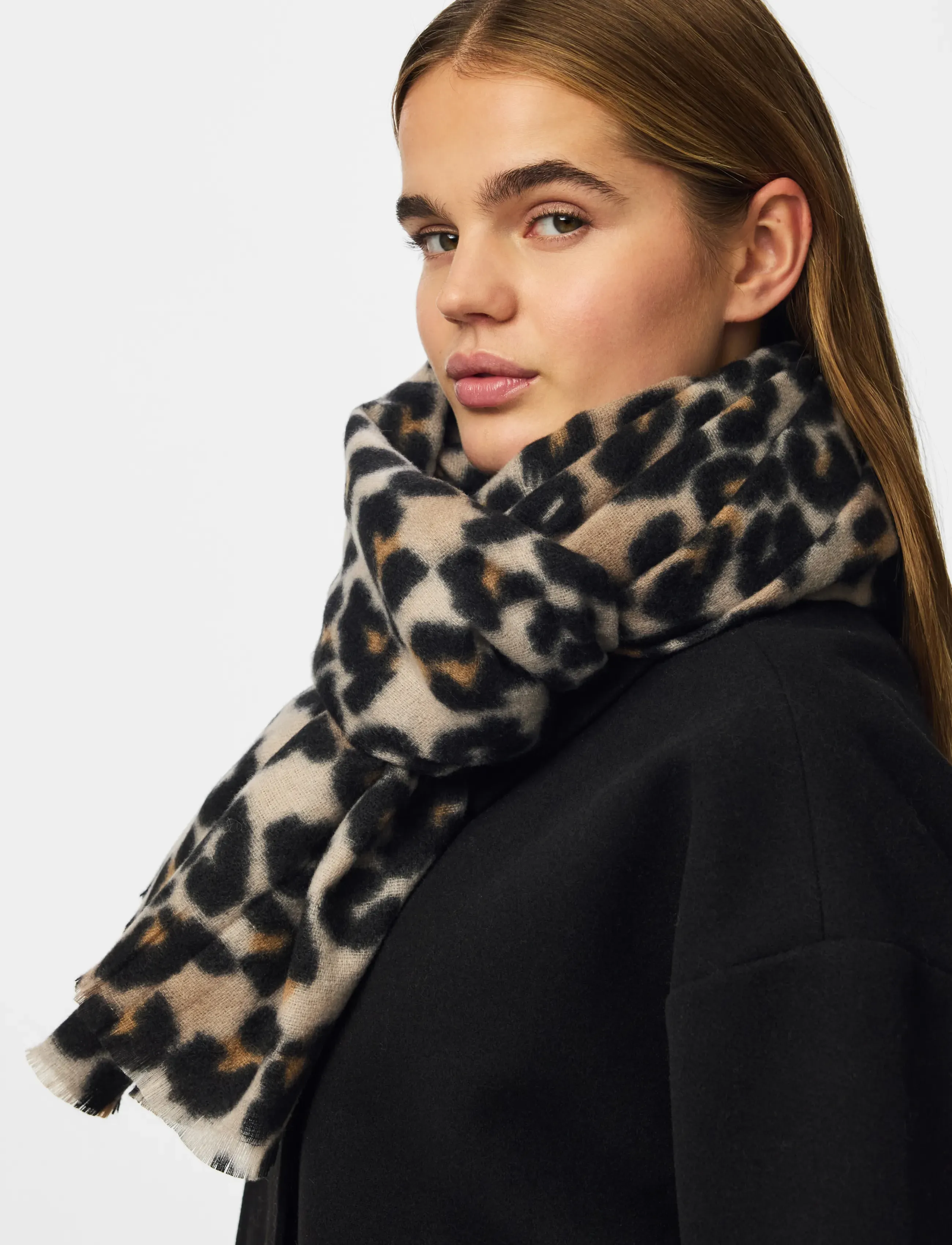 PIECES Pcjorna Long Scarf Noos Bc halsdukar dam – bild 2