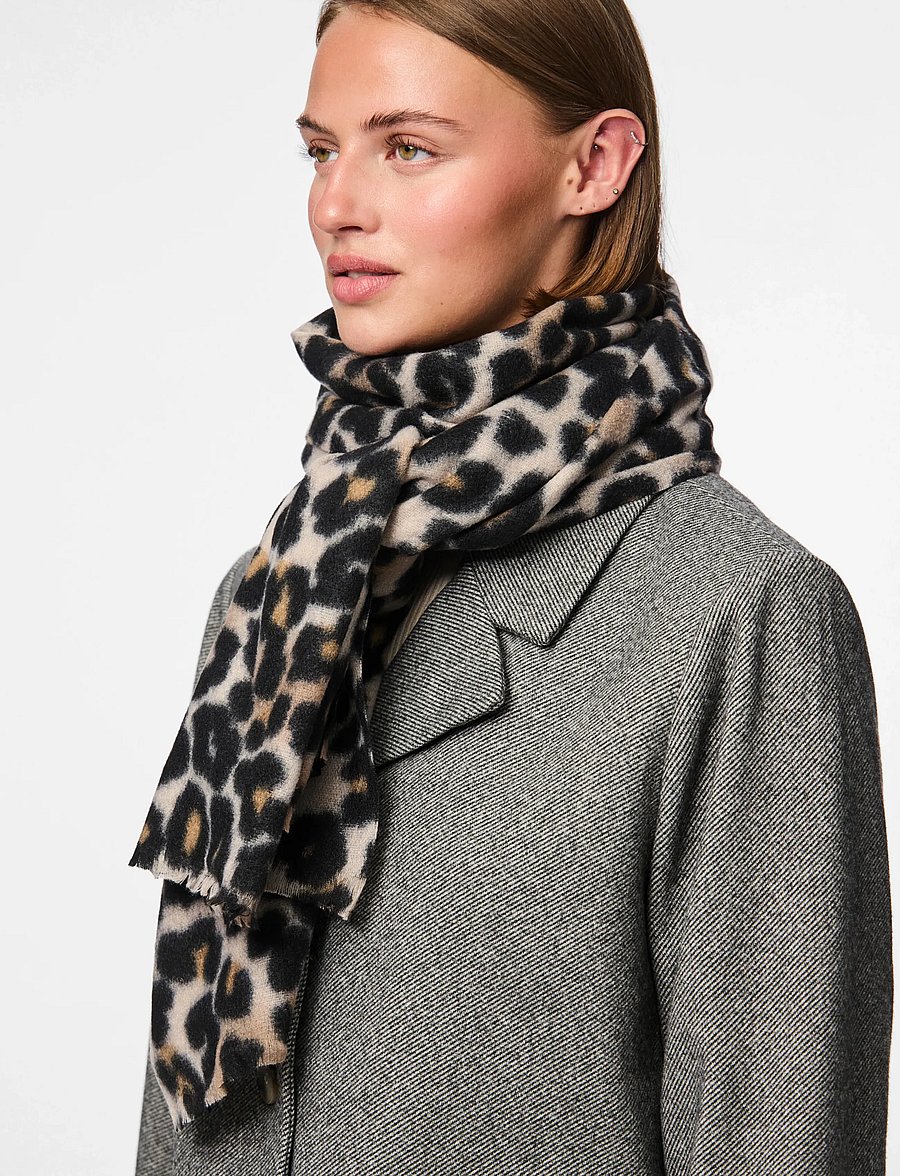 Pieces - PCJORNA LONG SCARF NOOS BC - winterschals - black - 2