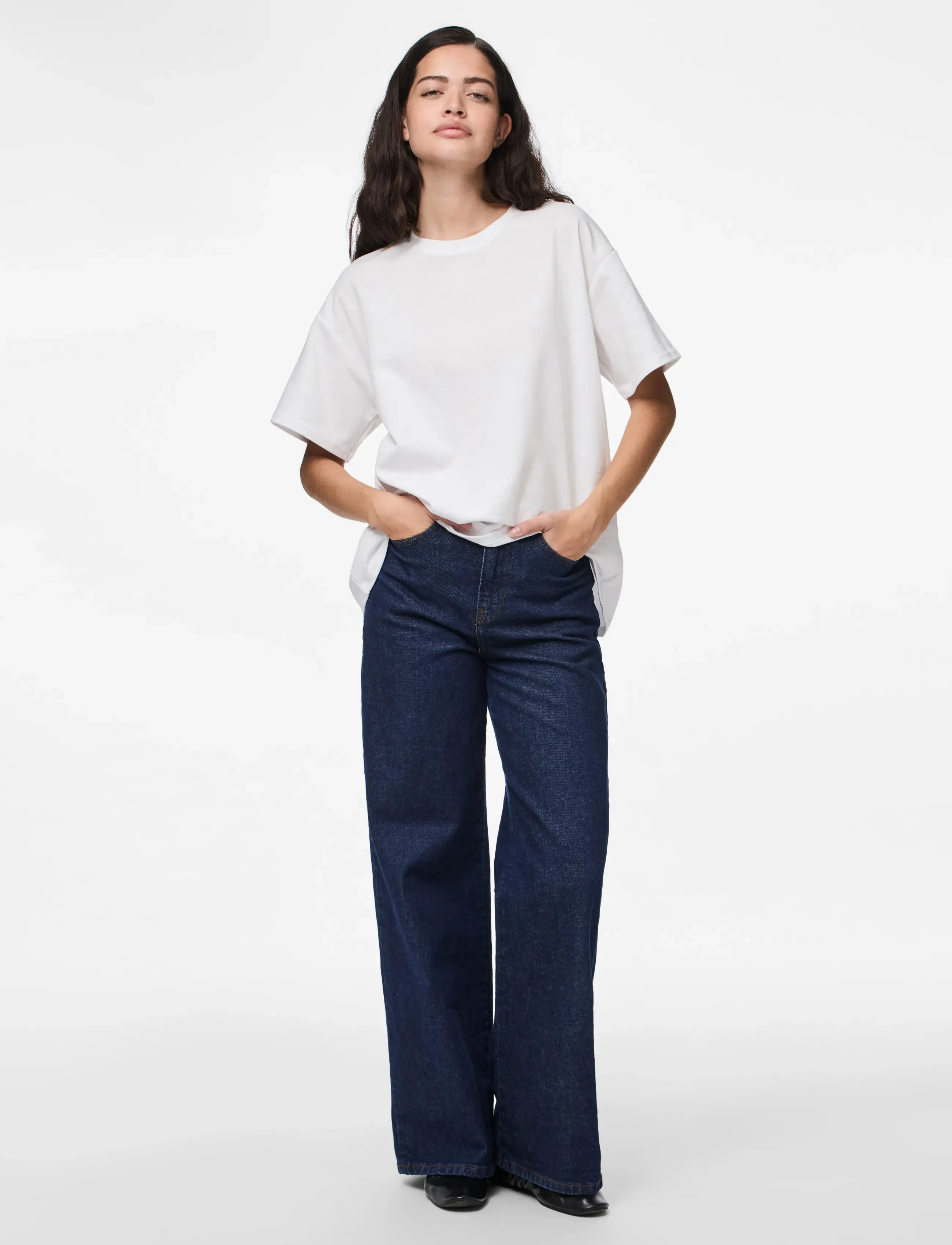 Pieces - PCSKYLAR SS OVERSIZED TEE JRS NOOS - t-shirts - bright white - 4