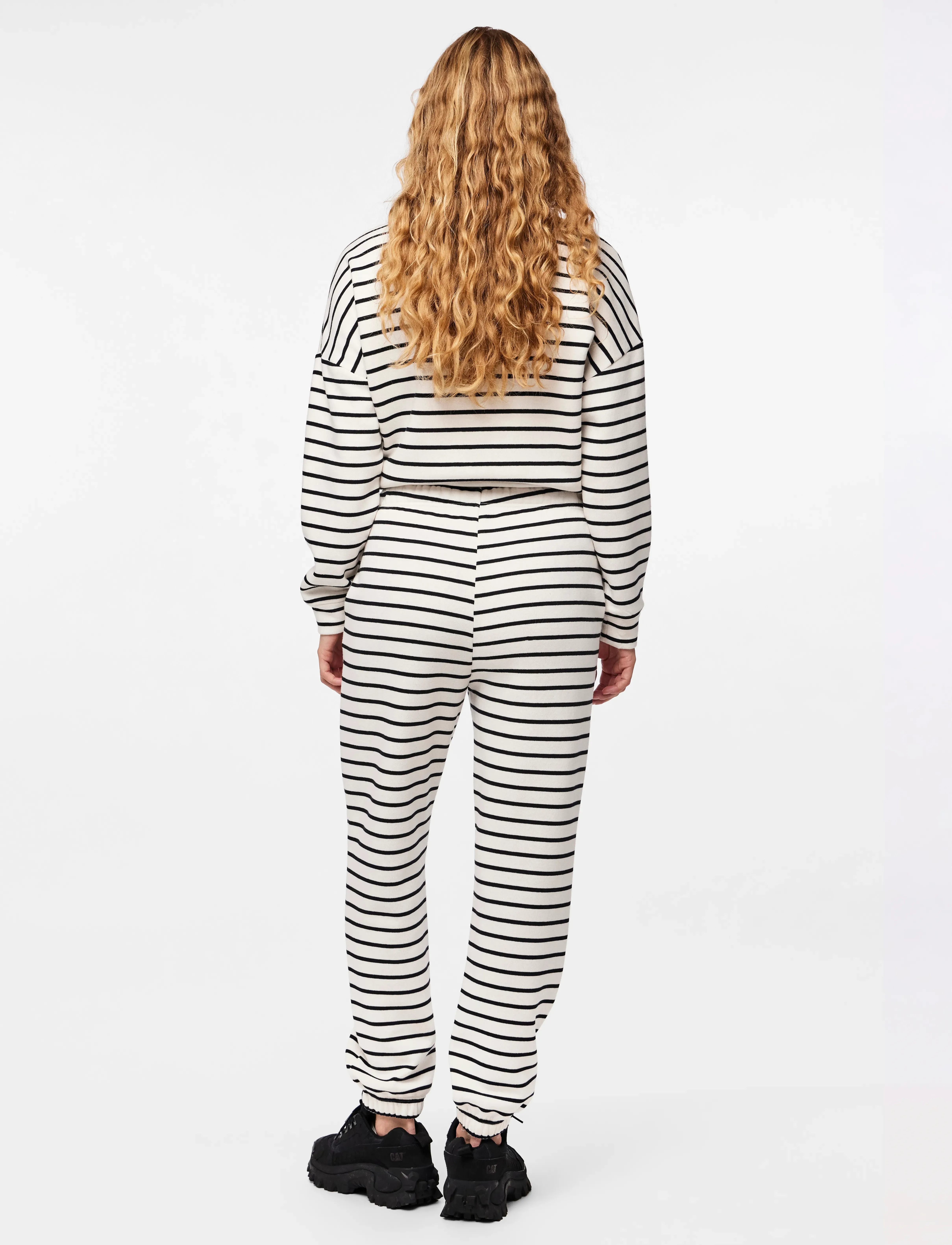 Pieces - PCCHILLI HW SWEAT PANTS STRIPES NOOS BC - pyjamabroeken - cloud dancer - 3