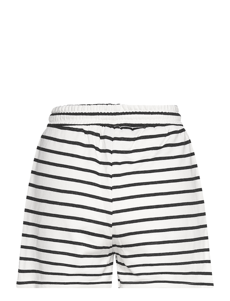 Pieces - PCCHILLI SUMMER SHORTS STRIPE UB NOOS BC - sweatshorts - cloud dancer - 2