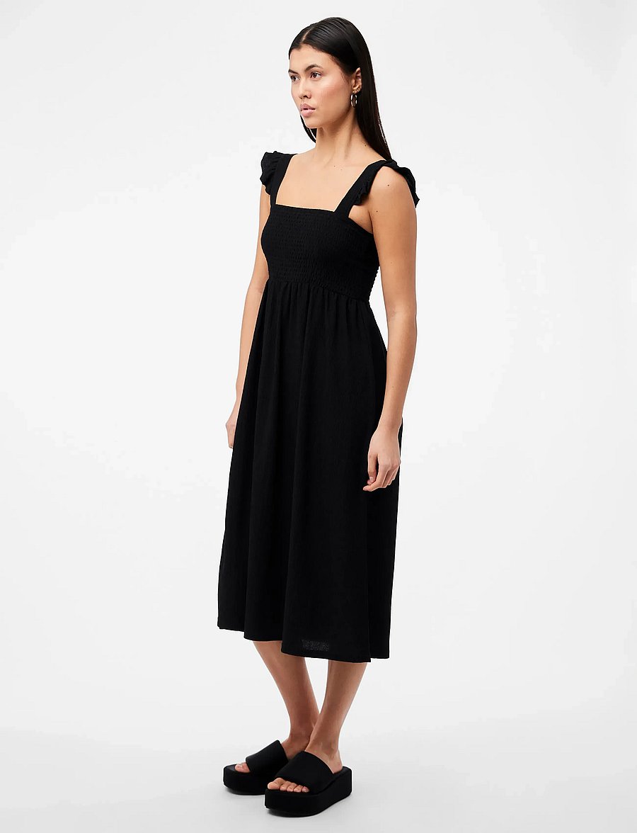 Pieces - PCLUNA SMOCK STRAP DRESS SA JRS BC - suvekleidid - black - 4
