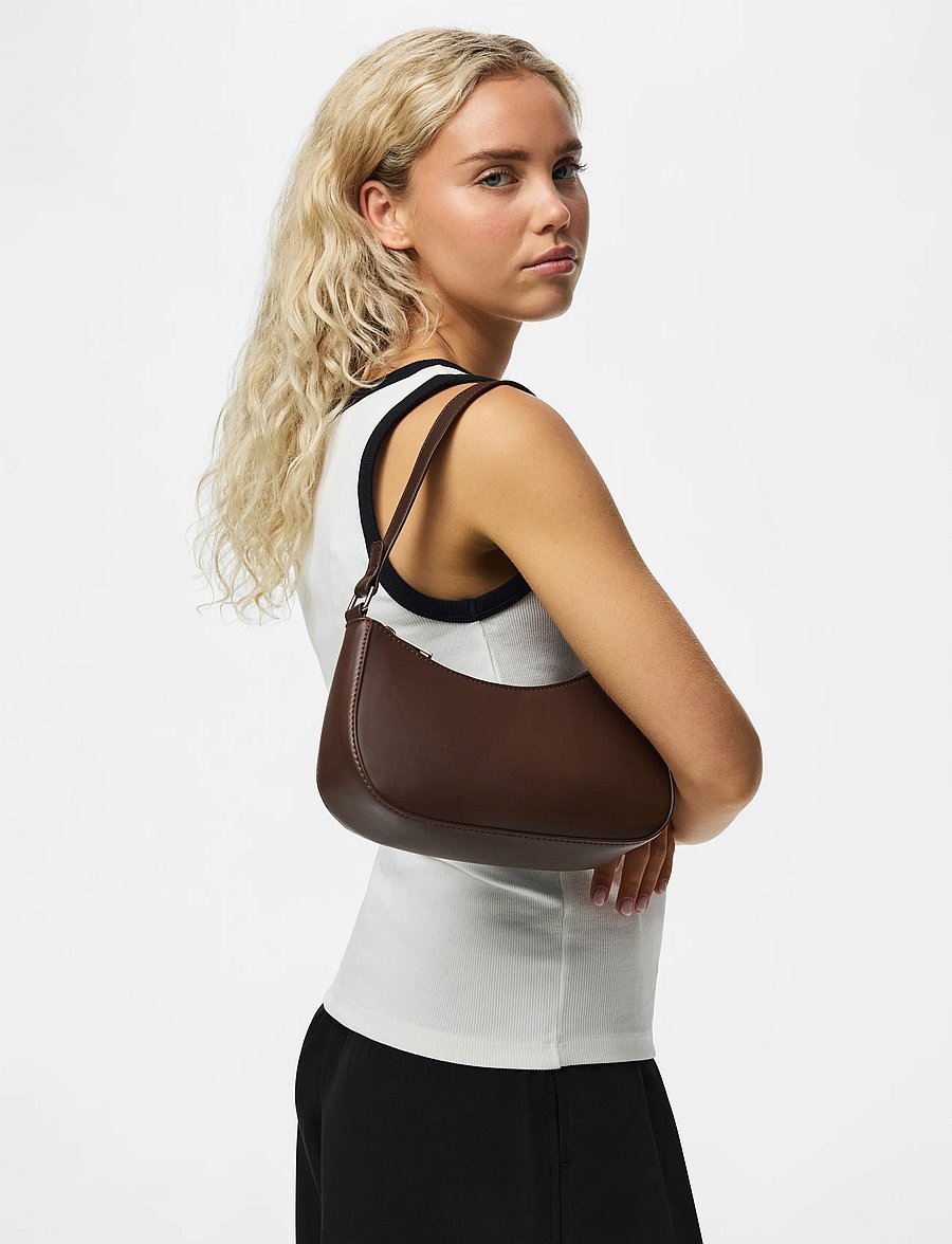 Pieces - PCALUANA SHOULDER BAG NOOS WB PU - hverdags stil - chicory coffee - 0