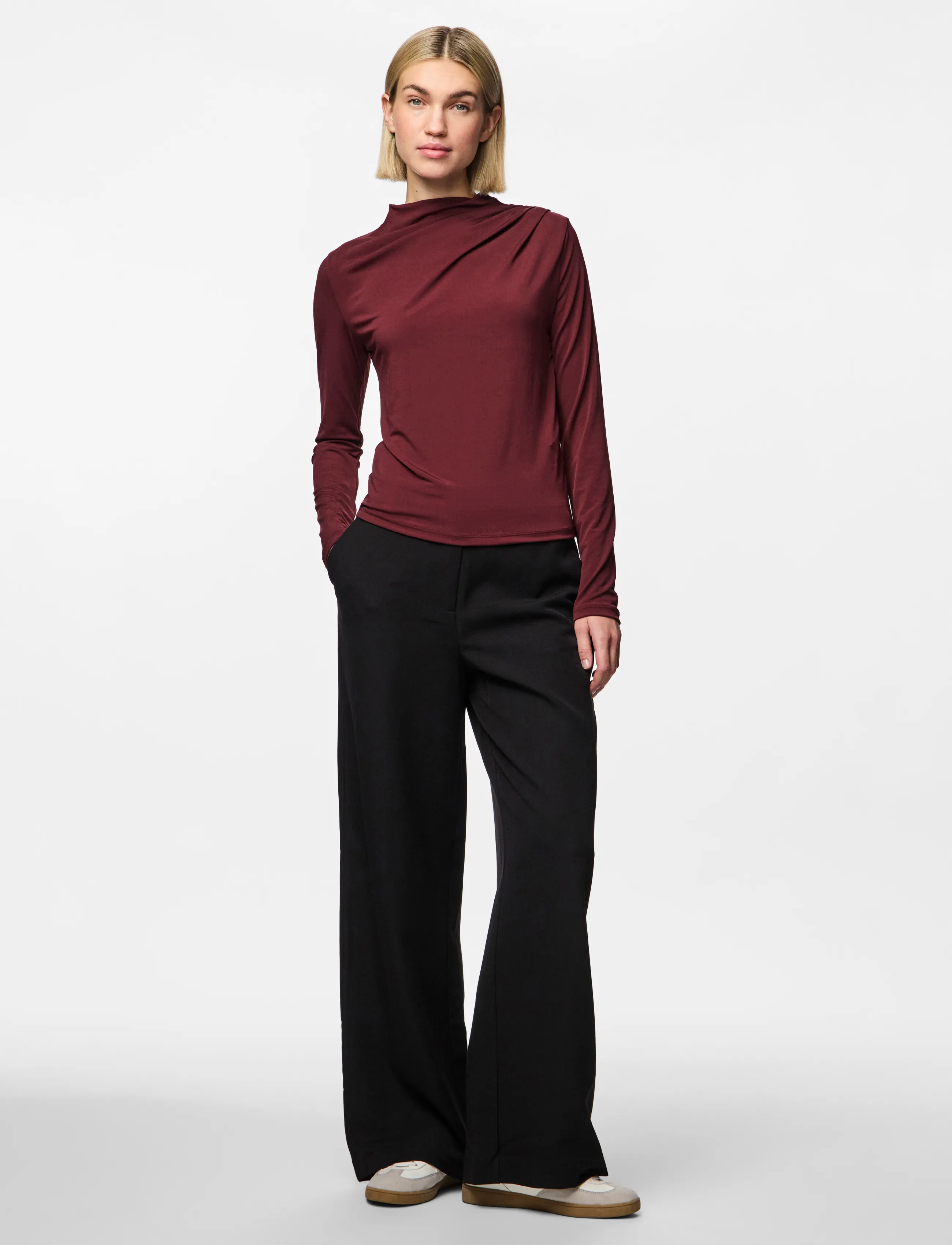 Pieces - PCMADISON LS DRAPED TOP JRS NOOS BC - tawny port - 3