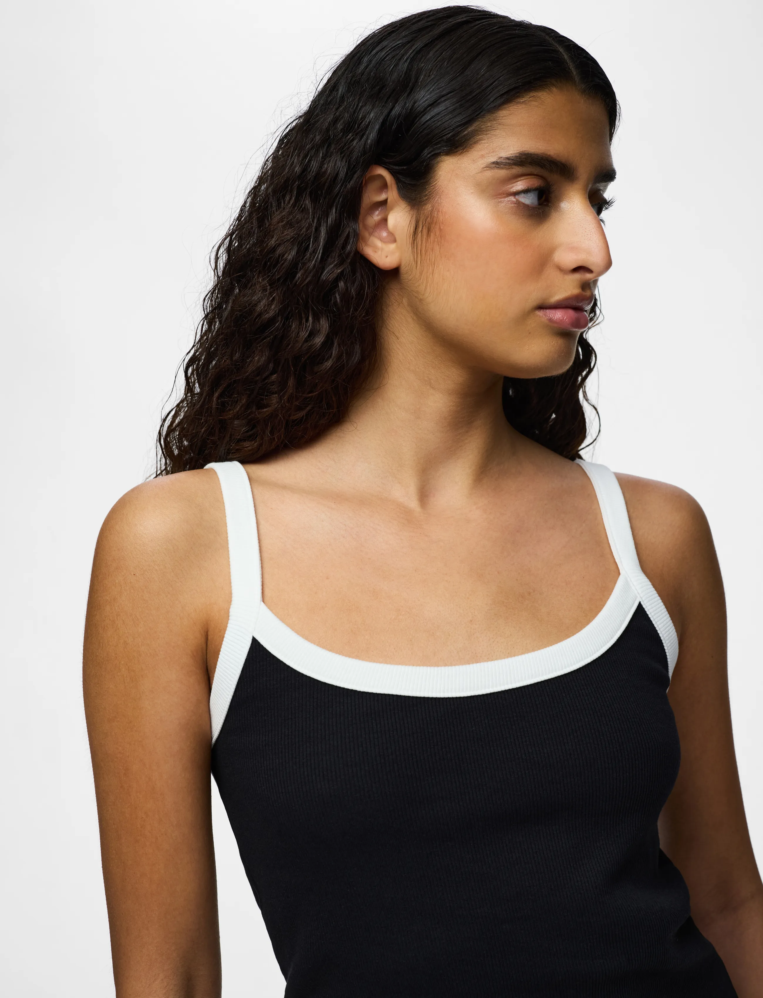 PIECES Pcmay Strap Top Jrs Noos Bc linnen dam – bild 5