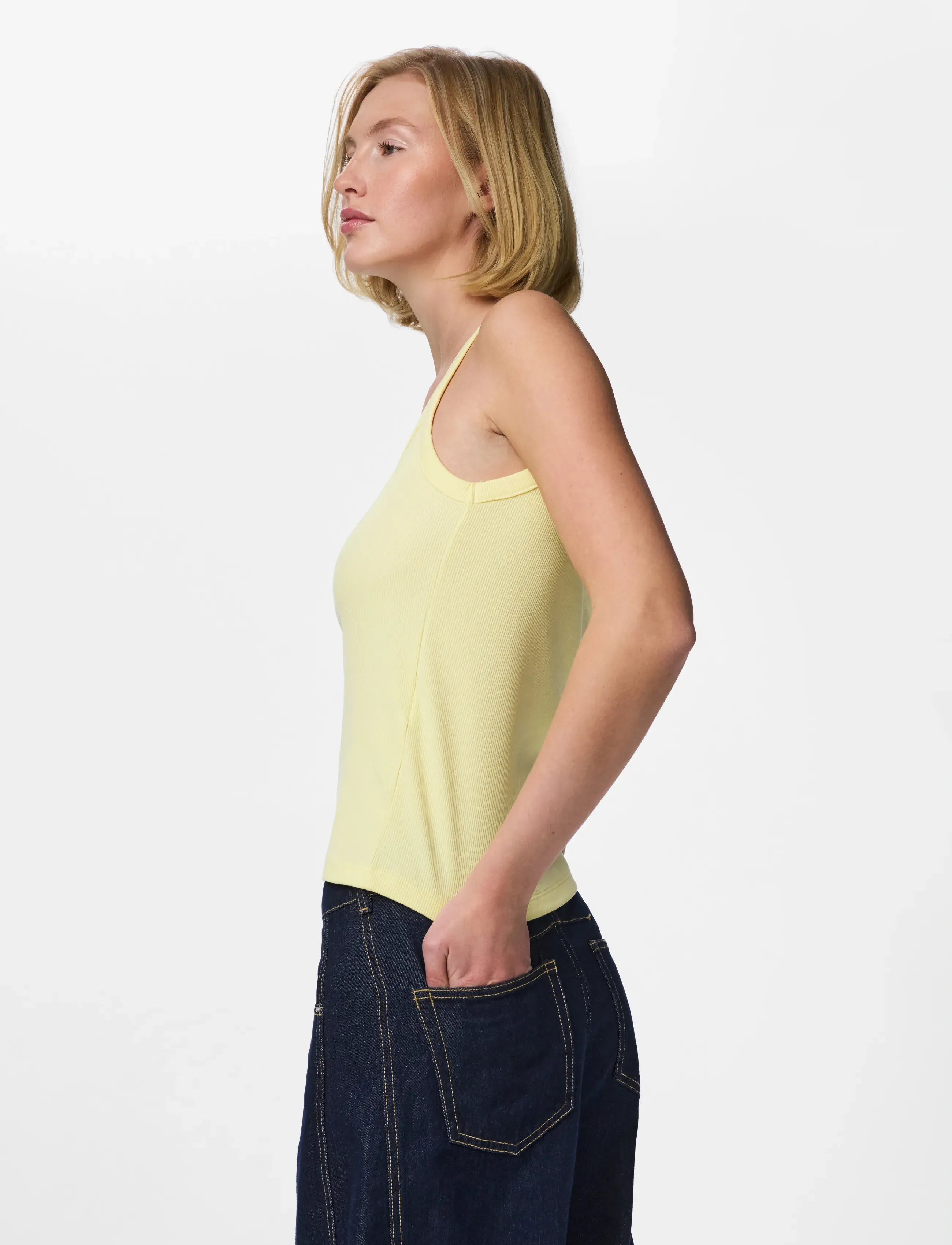 PIECES Pcmay Strap Top Jrs Noos Bc linnen dam – bild 5