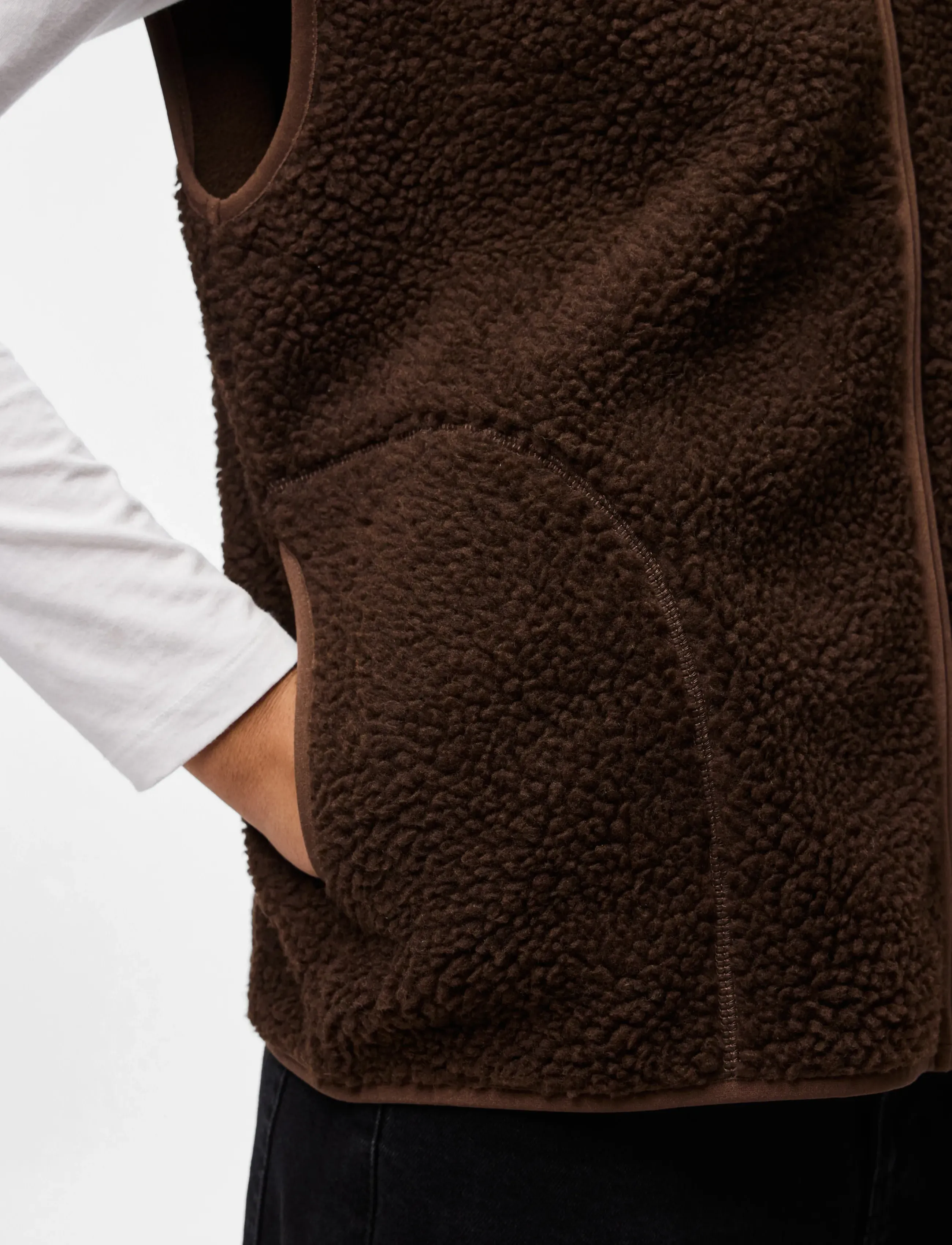 Pieces - PCSADIA TEDDY VEST NOOS BC - fleece- och teddyvästar - hot fudge - 5