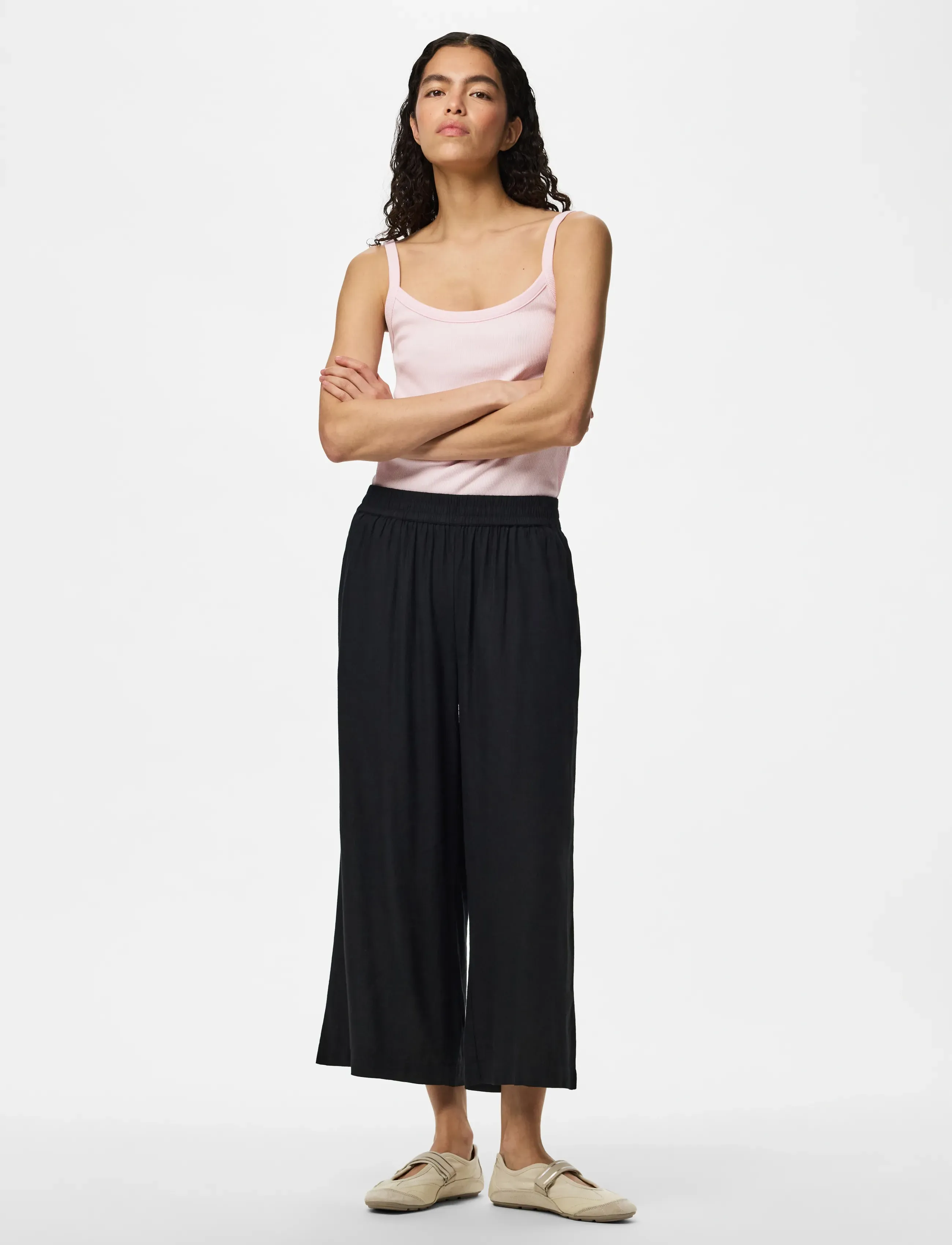 PIECES Pcpia Hw Wide Culotte Wvn Noos linnebyxor dam – bild 3