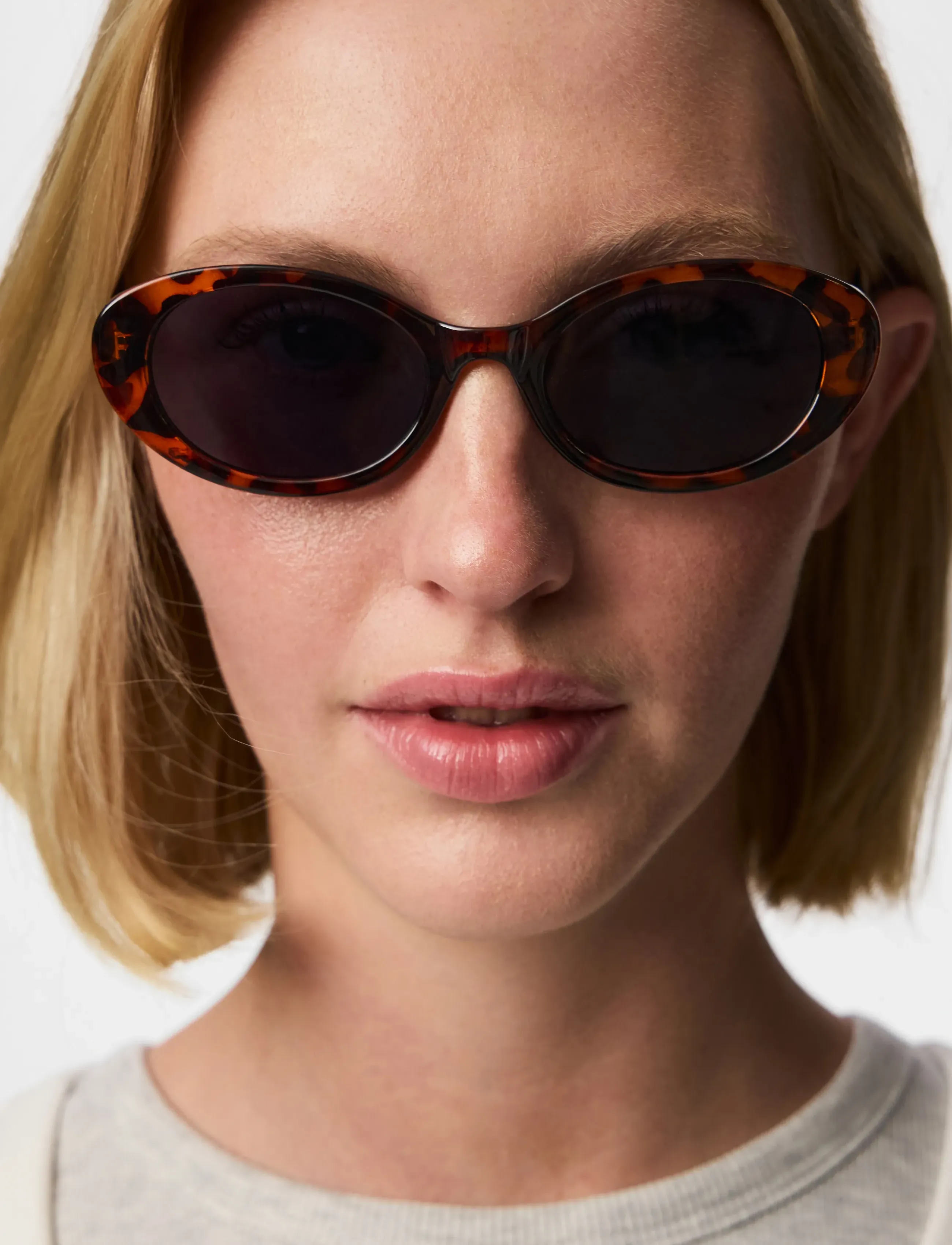 Pieces - PCSANNA SUNGLASSES NOOS BC - laveste priser - brown stone - 5