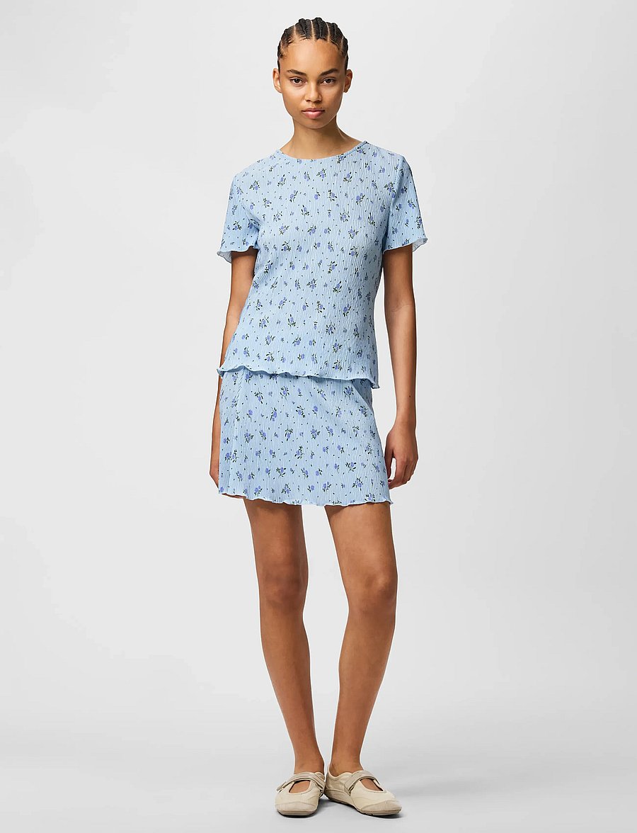Pieces - PCFLORA SS O-NECK TOP JRS NOOS BC - t-shirts - cashmere blue - 5