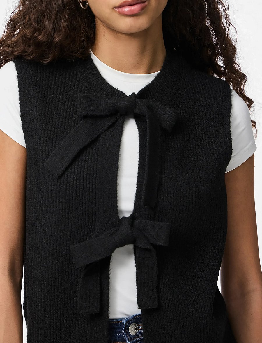 Pieces - PCSILLY SL REV TIE VEST KNIT NOOS BC - stickade västar - black - 4
