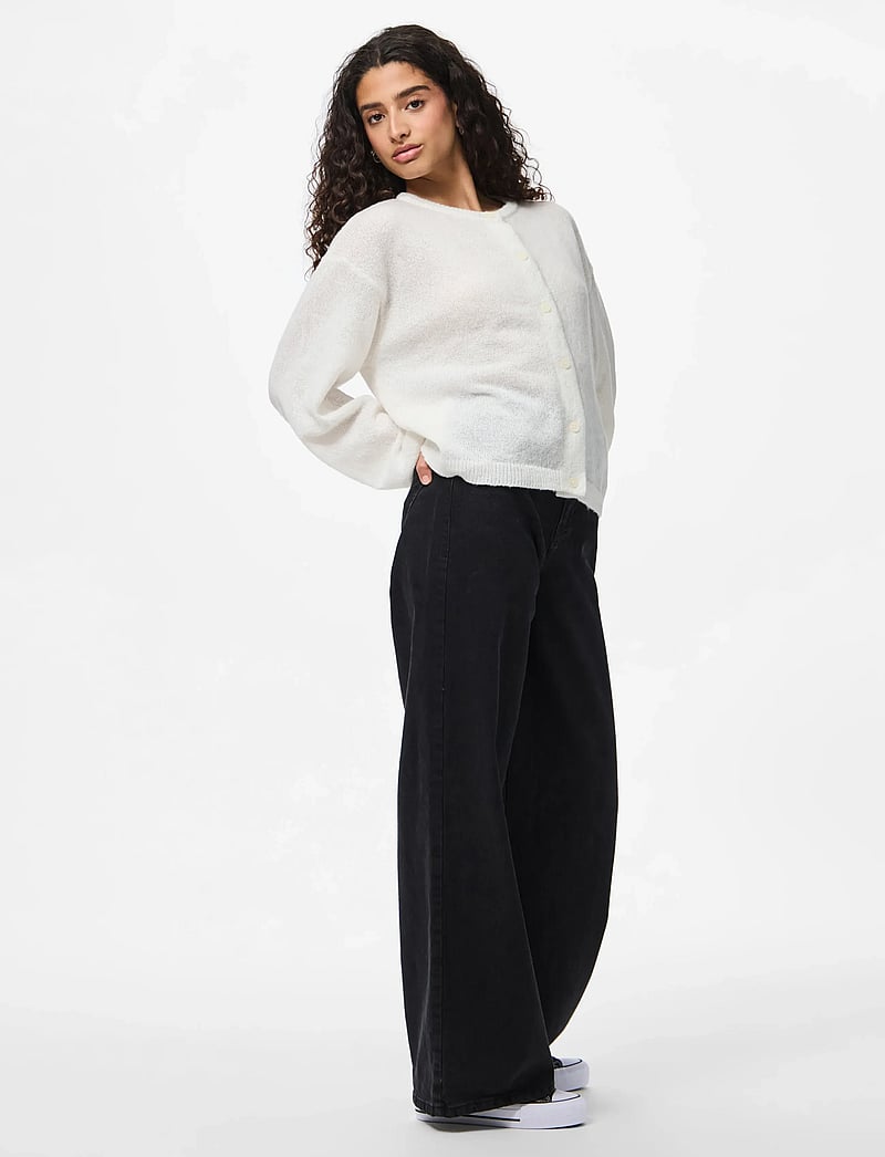 Pieces - PCIDA LS O-NECK KNIT CARDIGAN NOOS BC - pullover - cloud dancer - 4