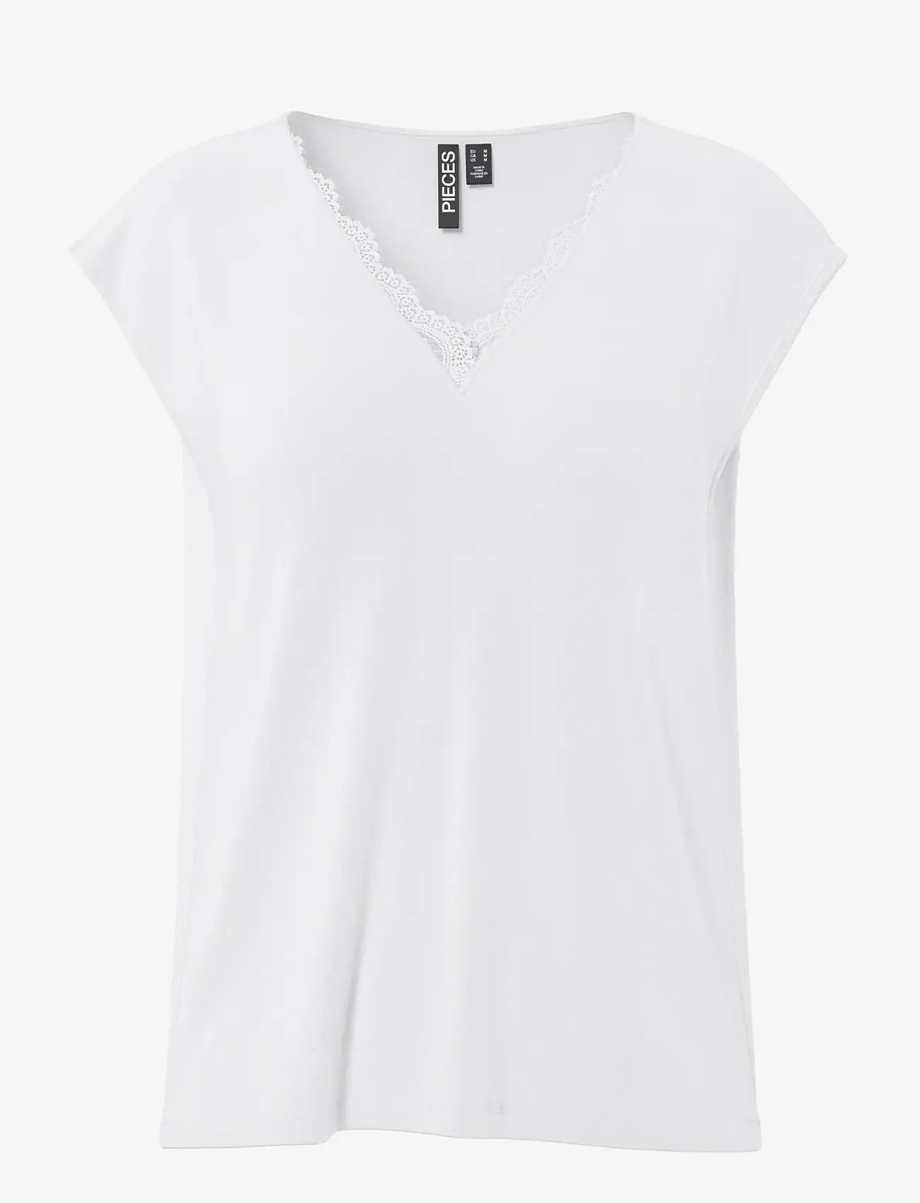 Pieces - PCKAMALA LACE V-NECK TEE JRS NOOS BC - t-shirts - bright white - 1
