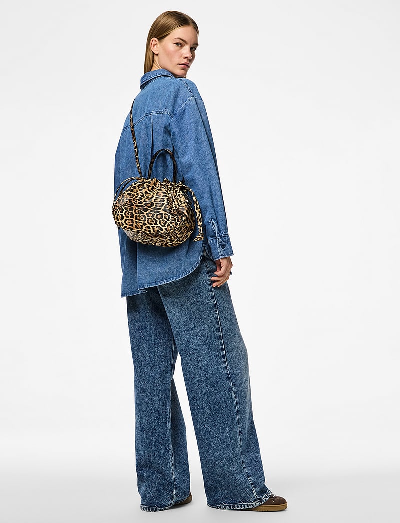 Pieces - PCBALLOON LARGE LEO BAG D2D - modetrends - black - 4