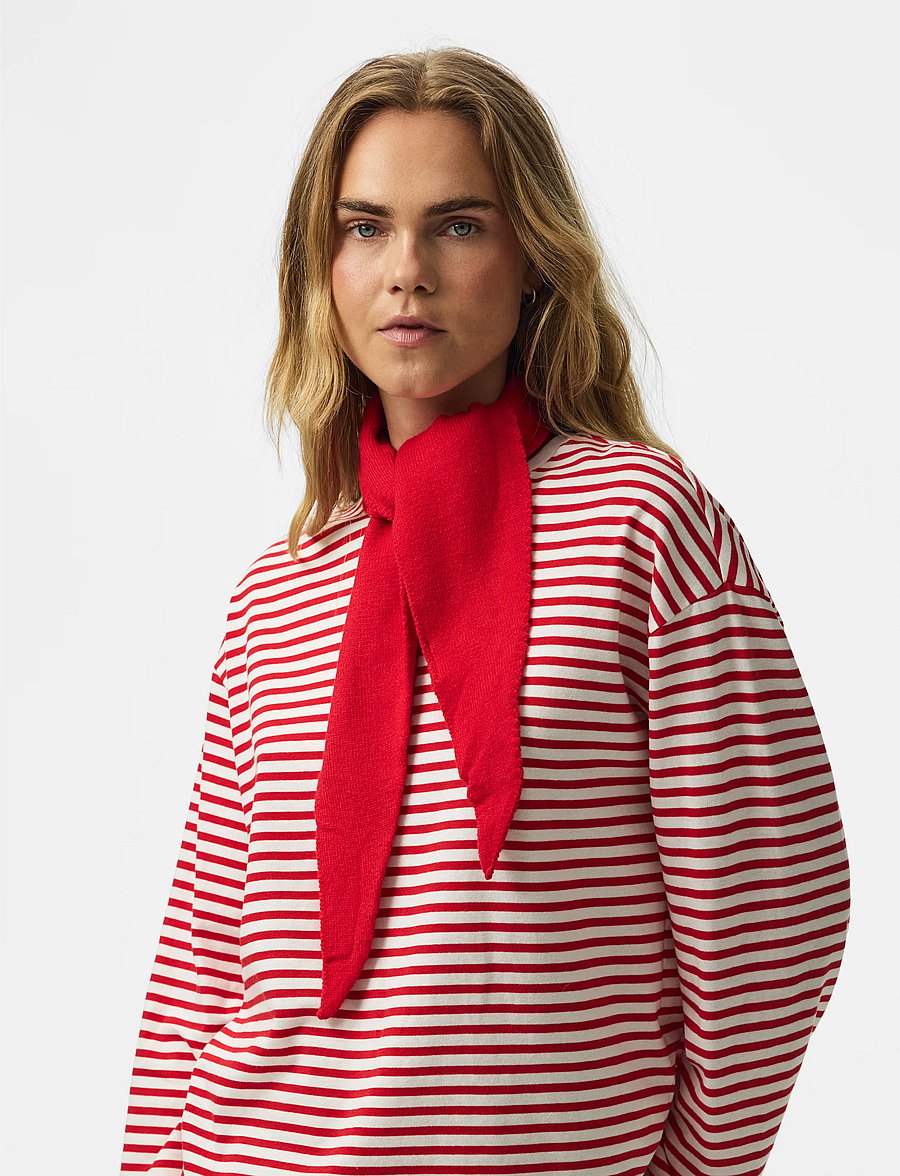Pieces - PCKOMMA TRIANGLE SCARF NOOS BC - alltags-style - adrenaline rush - 0