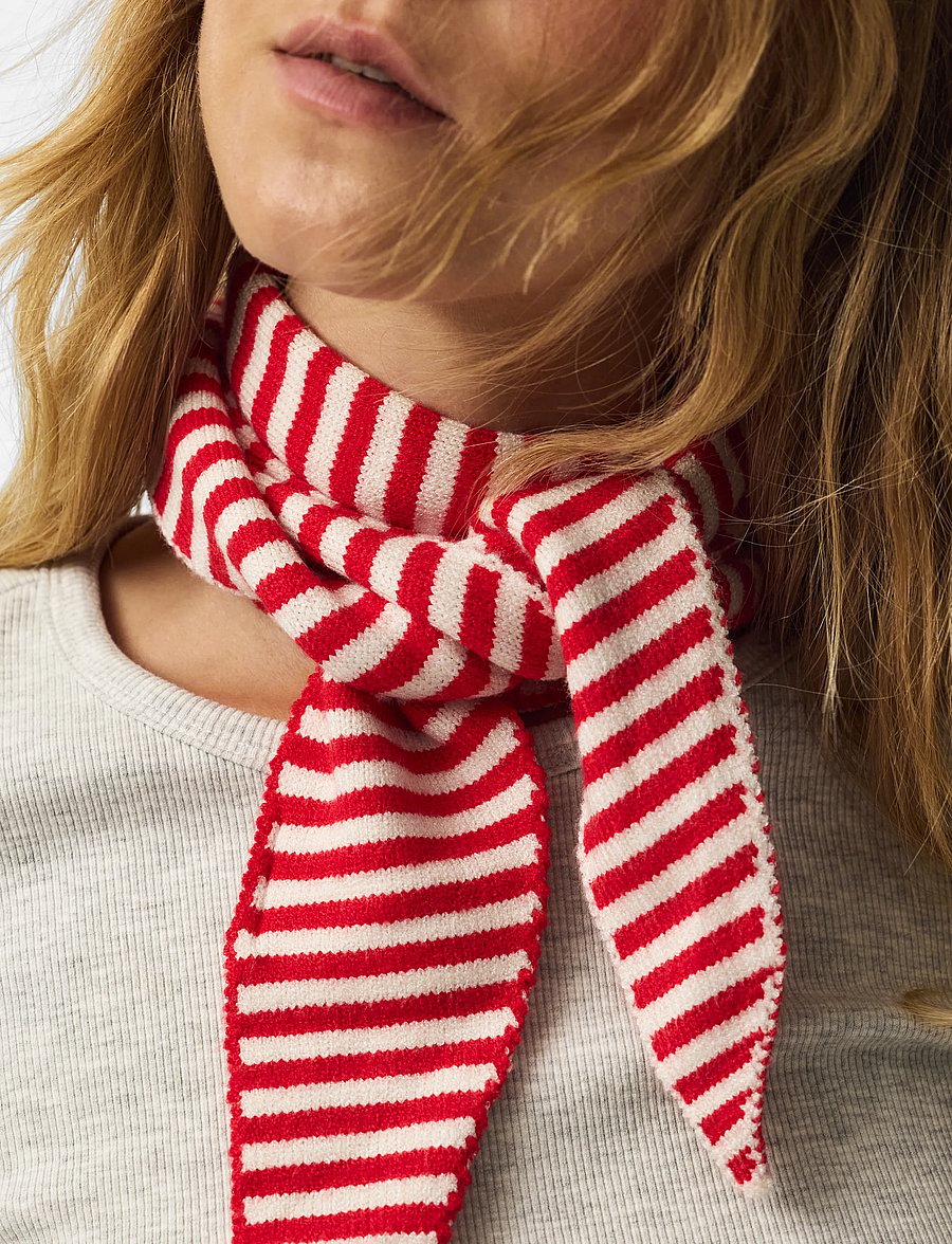 Pieces - PCKOMMA TRIANGLE SCARF NOOS BC - alltags-style - high risk red - 3
