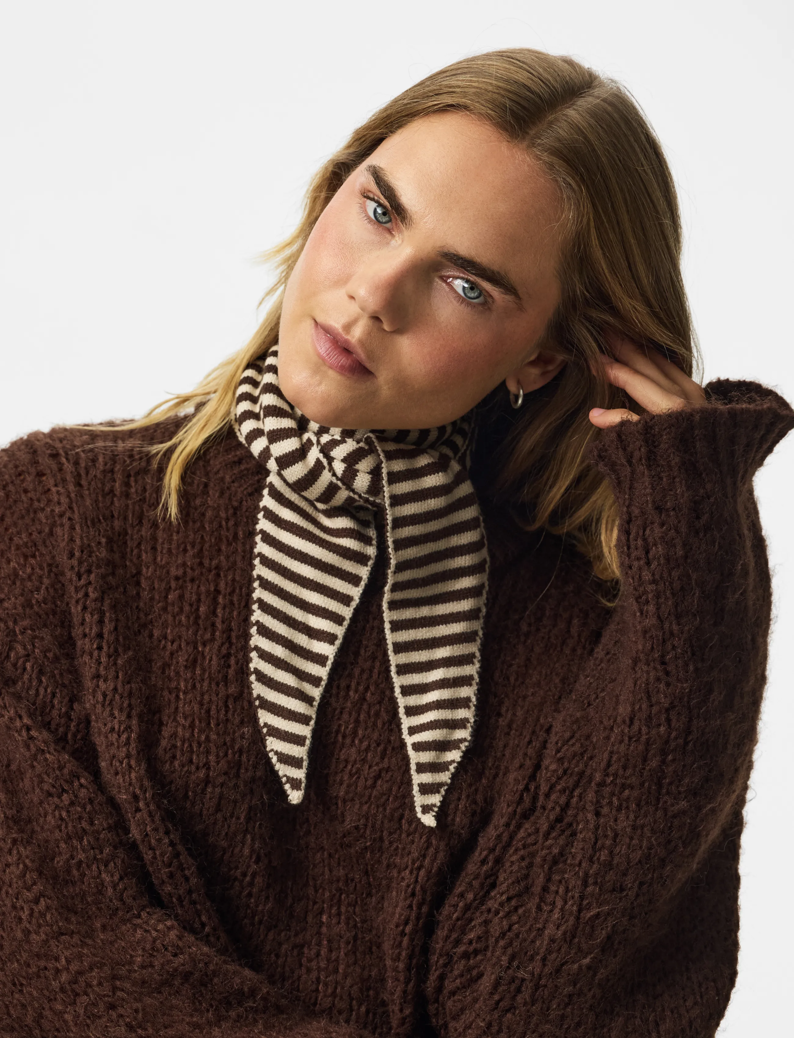 Pieces - PCKOMMA TRIANGLE SCARF NOOS BC - alltags-style - hot fudge - 2