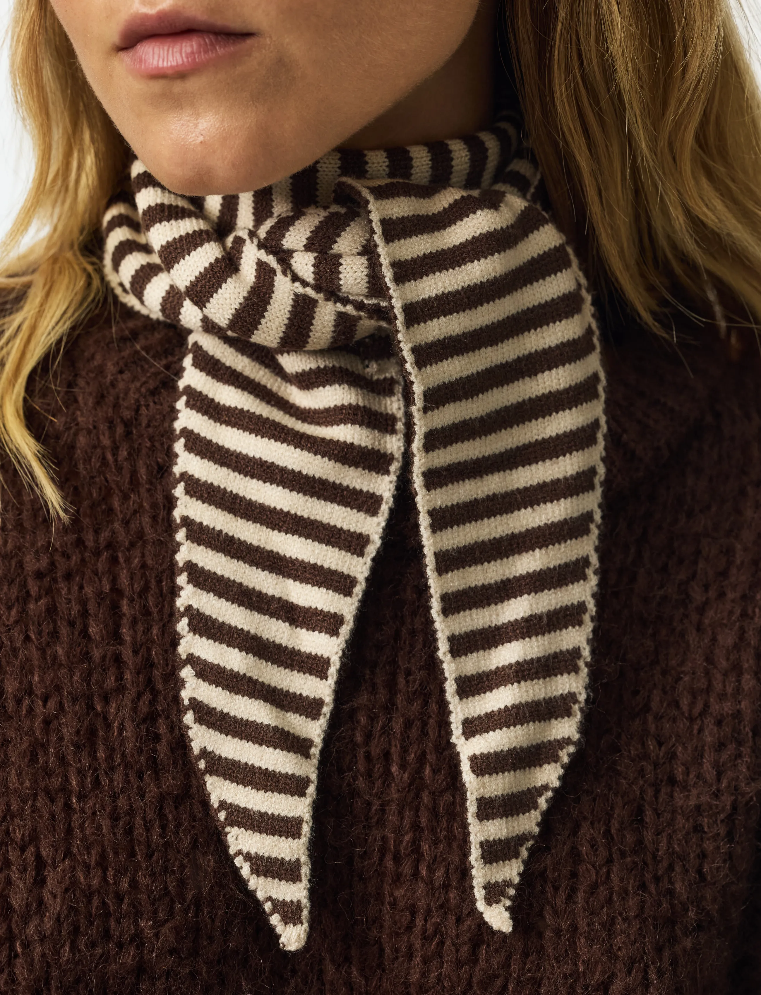Pieces - PCKOMMA TRIANGLE SCARF NOOS BC - alltags-style - hot fudge - 3